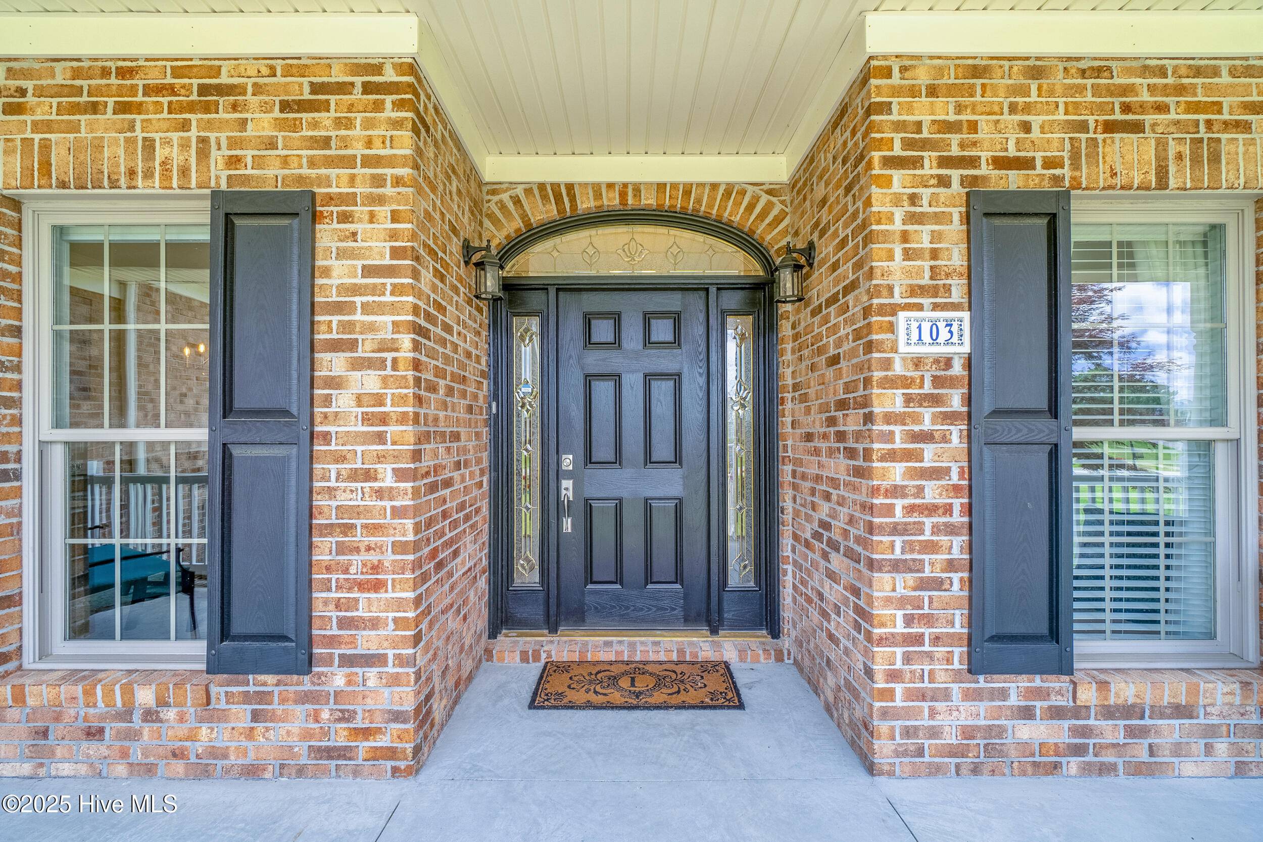 Elizabeth City, NC 27907,103 Eyrie LN