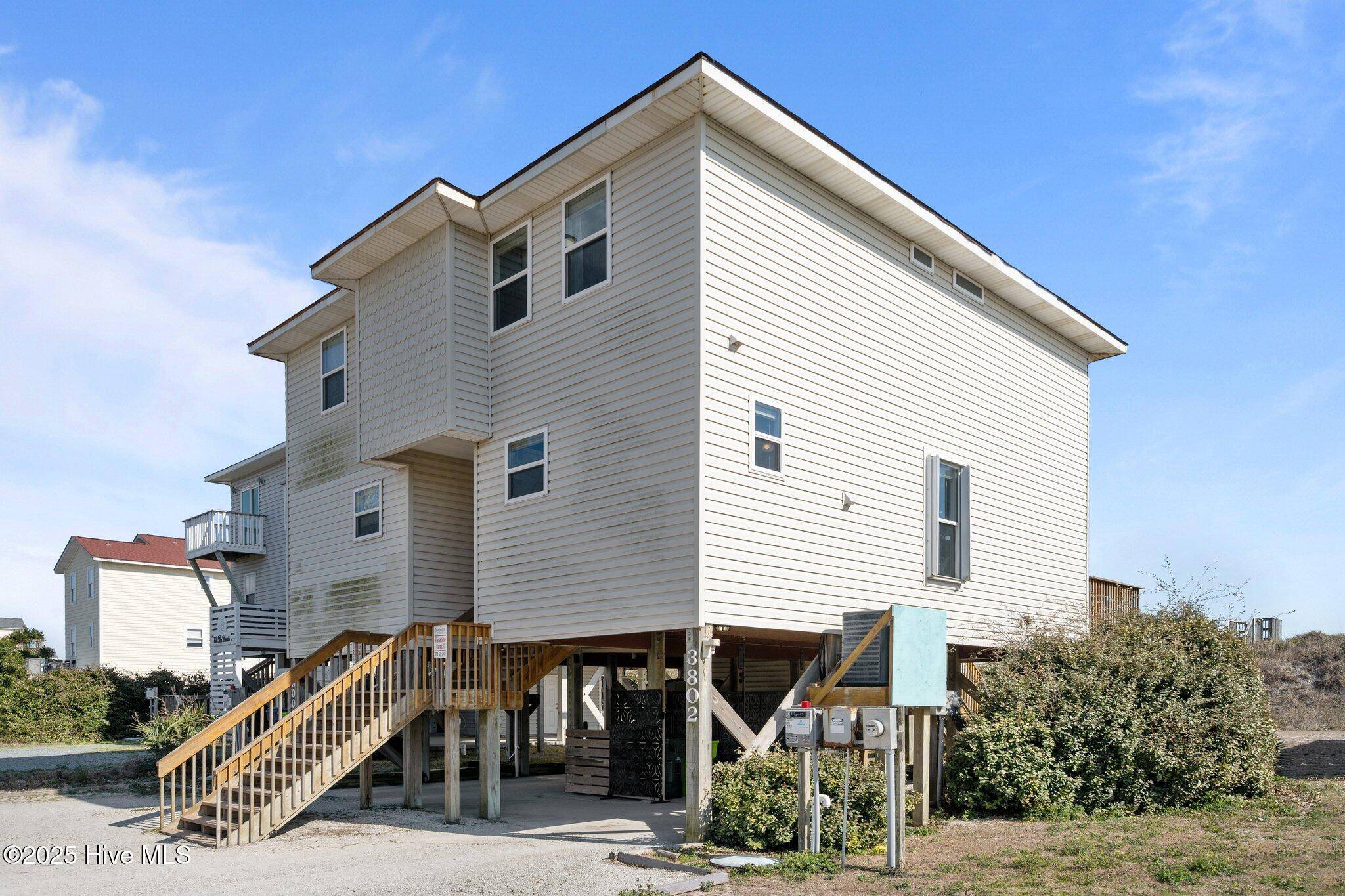 North Topsail Beach, NC 28460,3802 Island DR