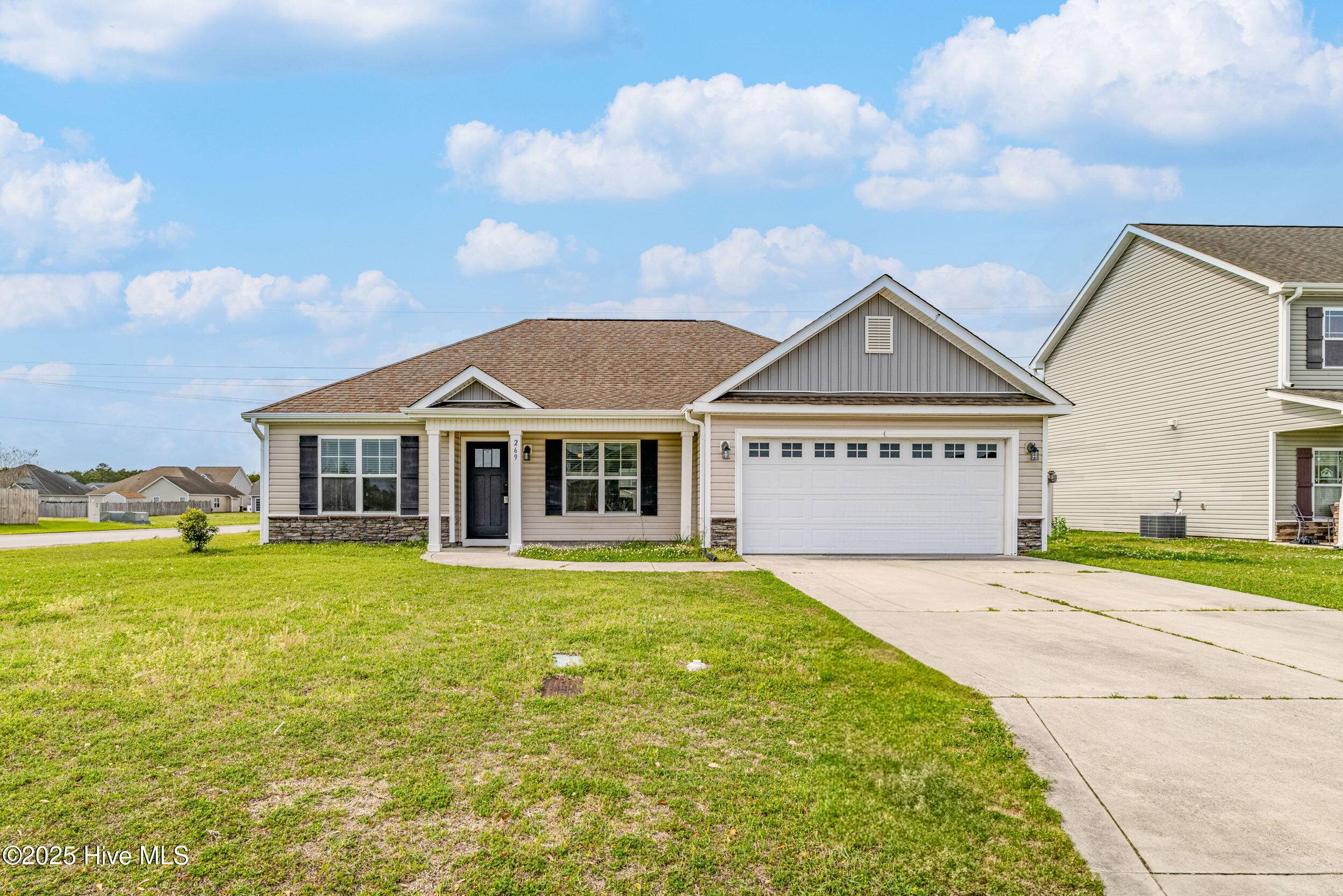 Jacksonville, NC 28546,269 Merin Height RD
