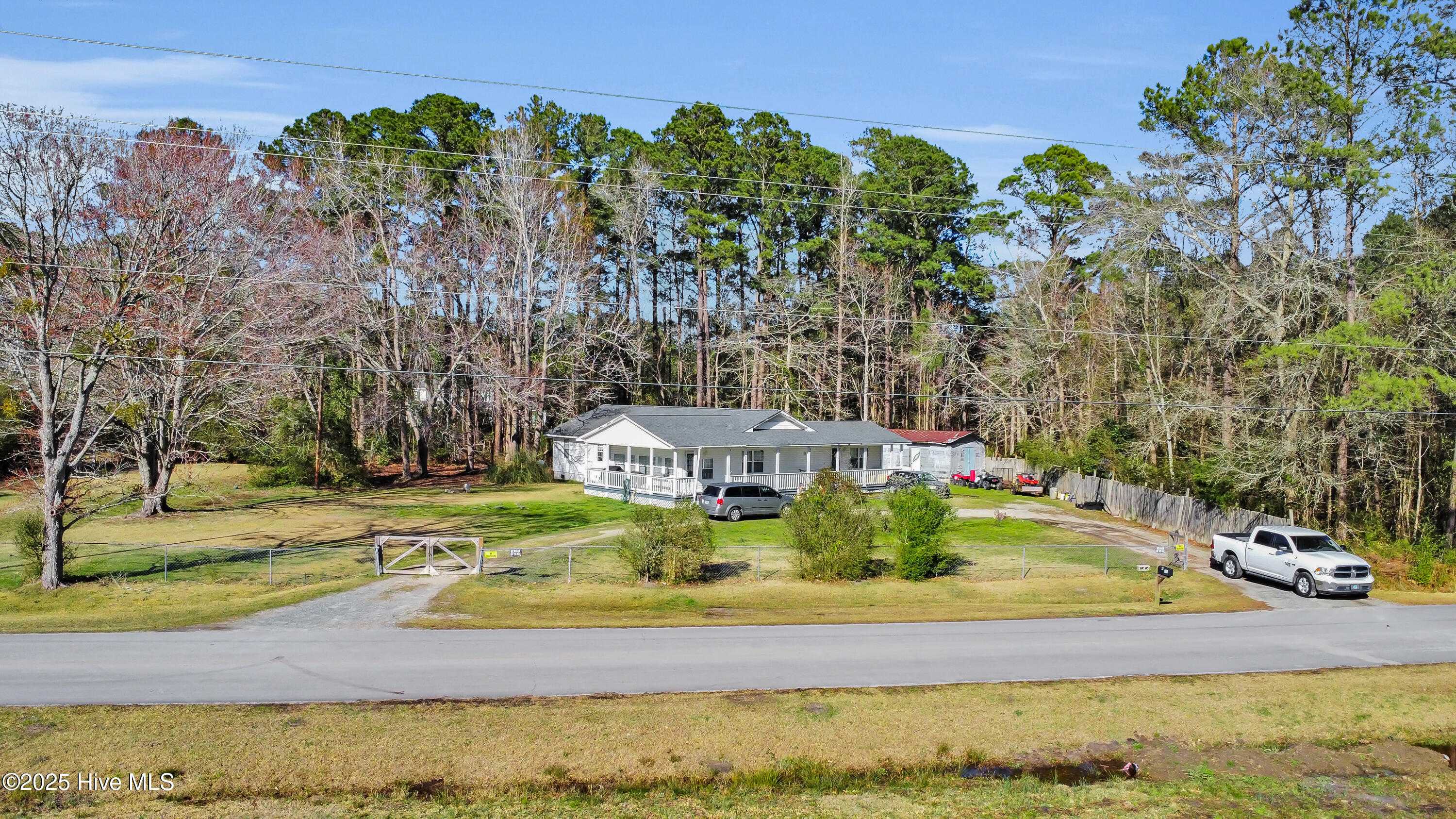 New Bern, NC 28560,365 Lewis Farm RD