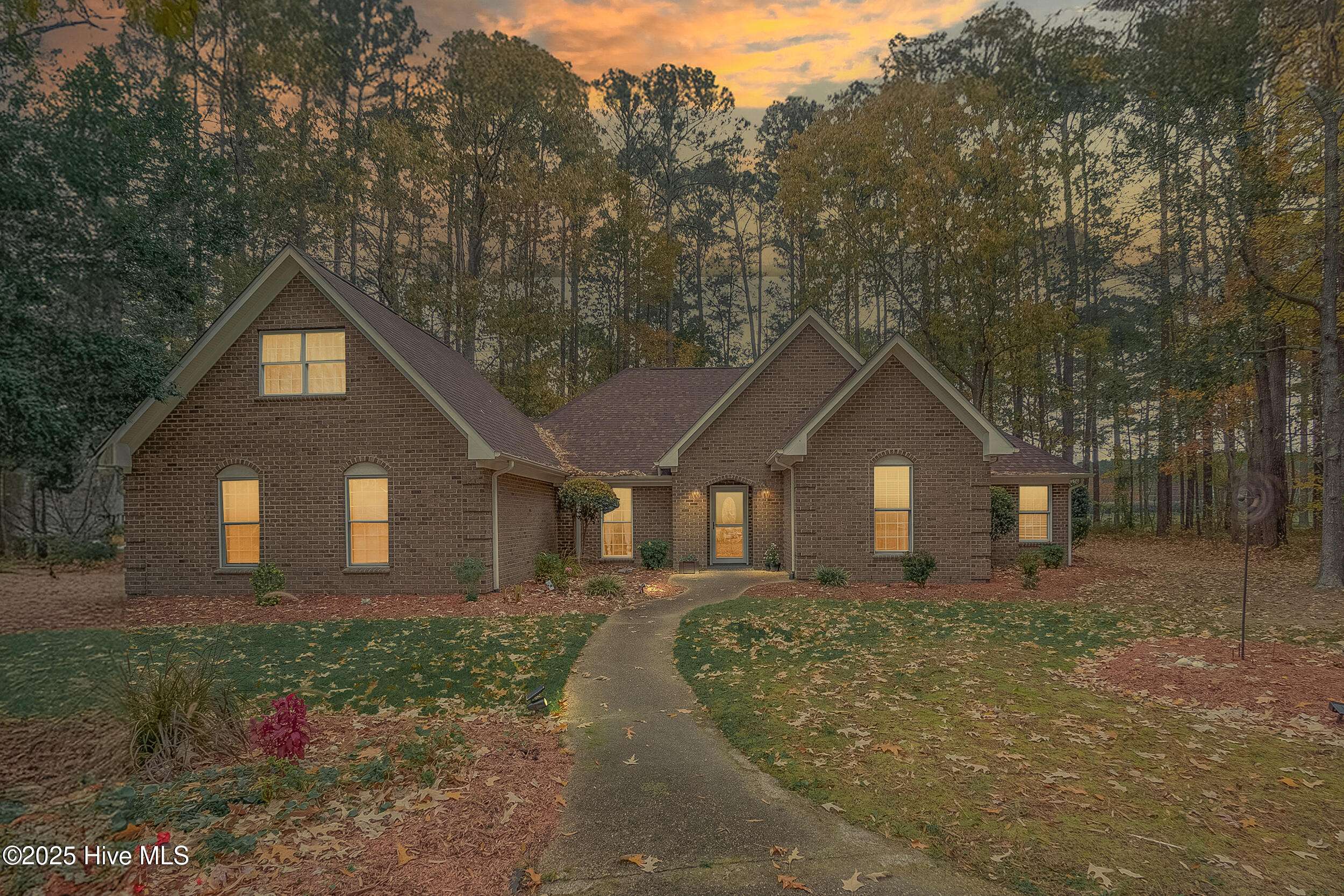 Hertford, NC 27944,127 Nottaway DR