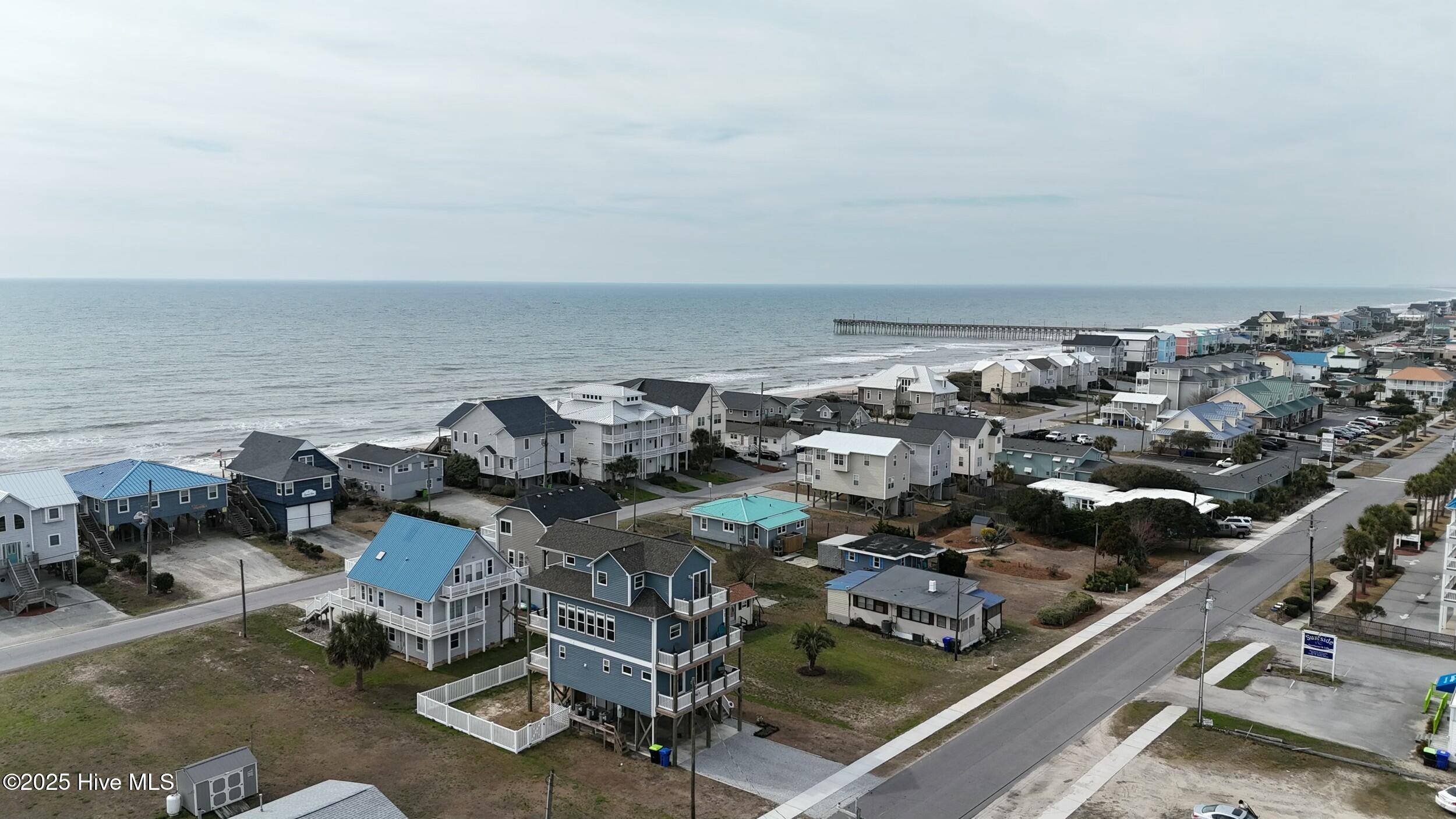 Surf City, NC 28445,318 N Topsail DR