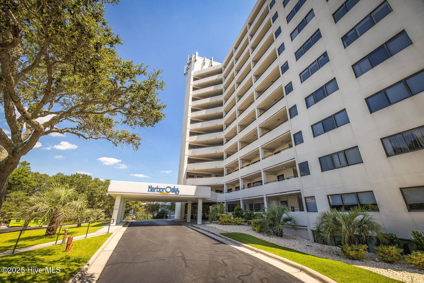 Carolina Beach, NC 28428,1080 Saint Joseph ST #Apt P1
