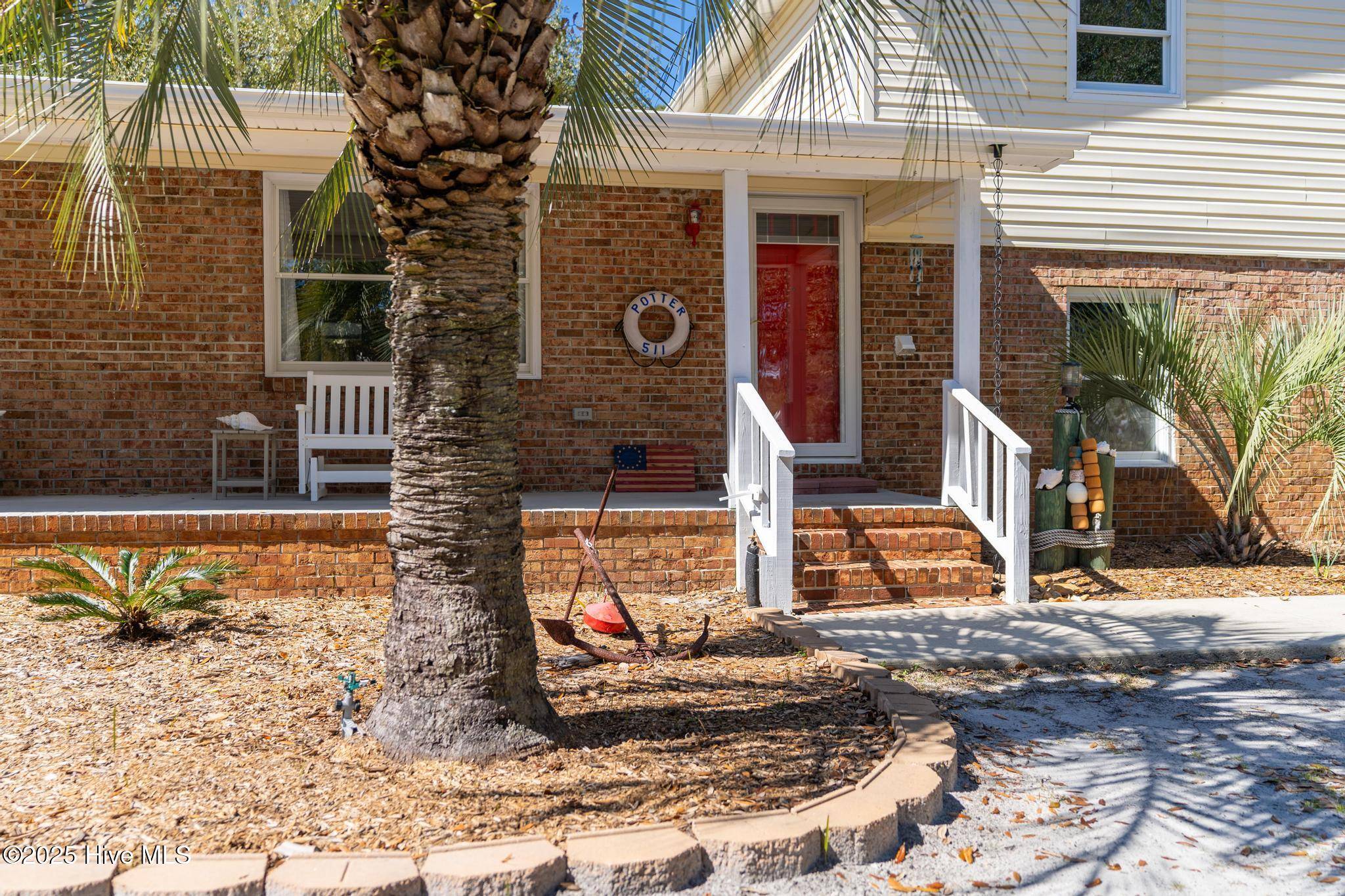 Southport, NC 28461,511 E Moore ST