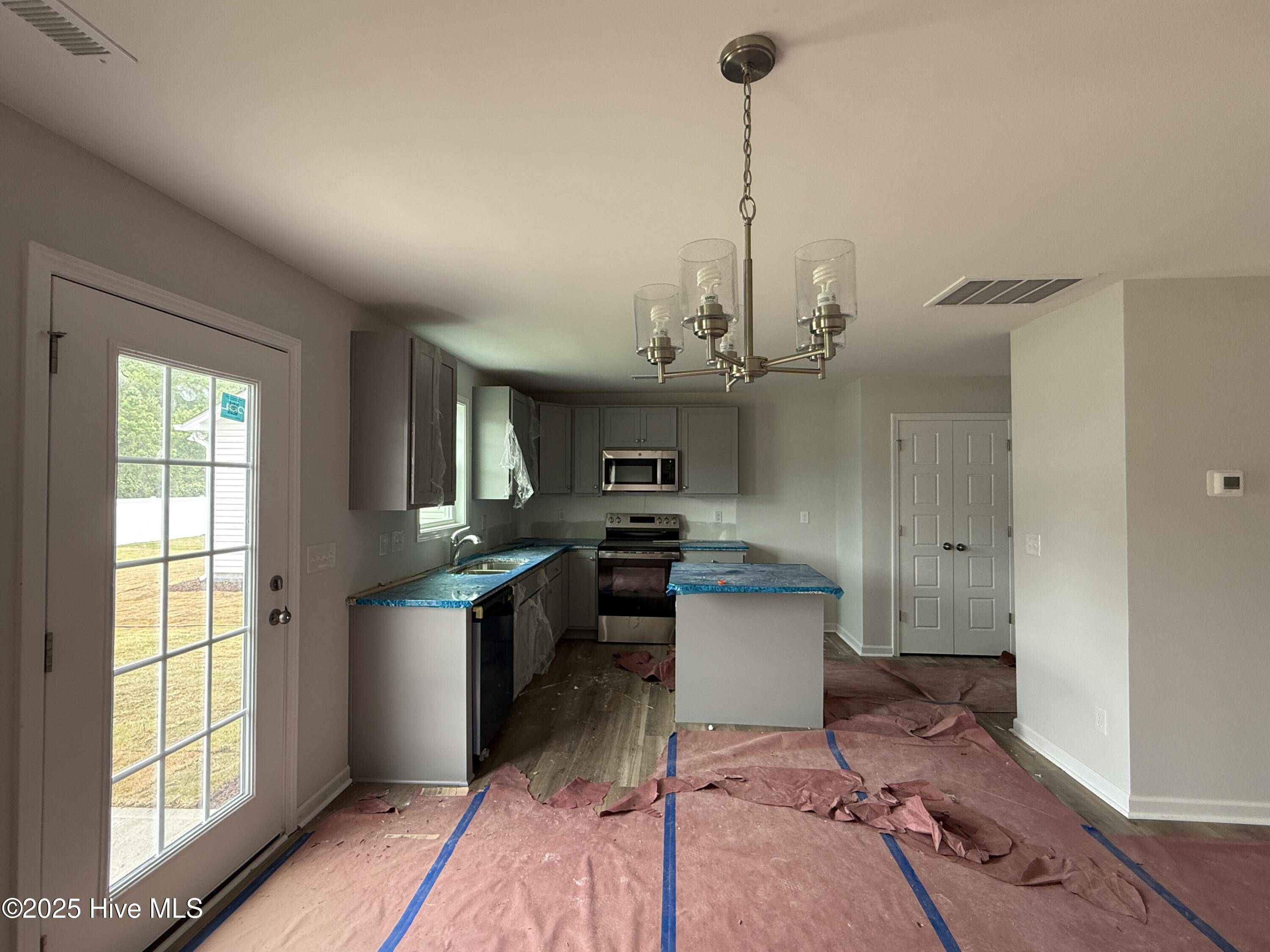 Selma, NC 27576,33 W Emily Gardens DR