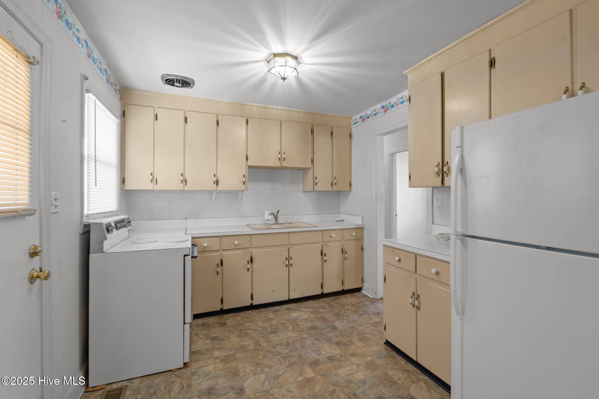 Lumberton, NC 28358,117 Elba ST