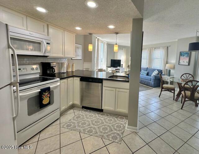 North Topsail Beach, NC 28460,2000 New River Inlet RD #3101