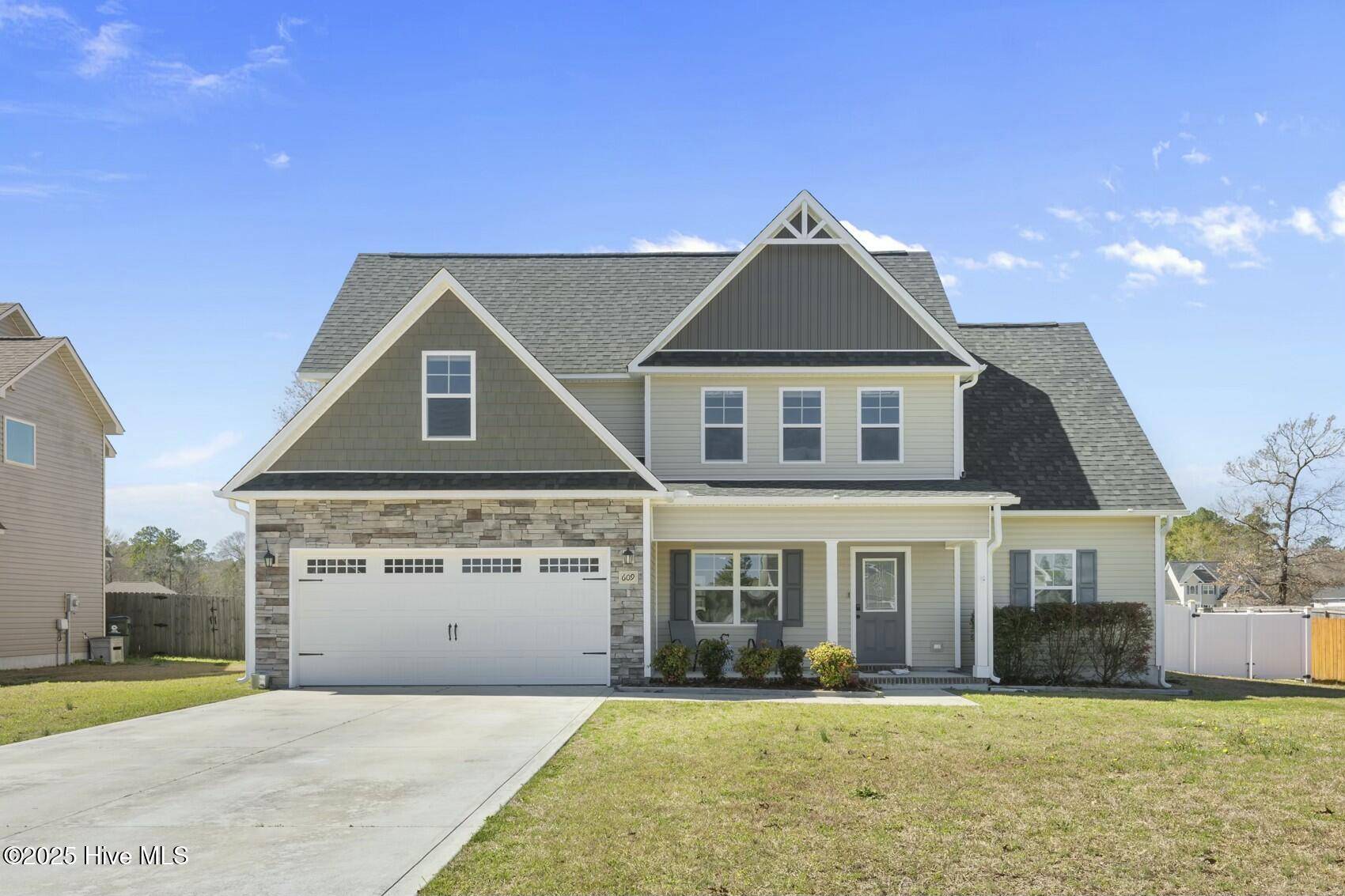 Richlands, NC 28574,609 Duncan DR N