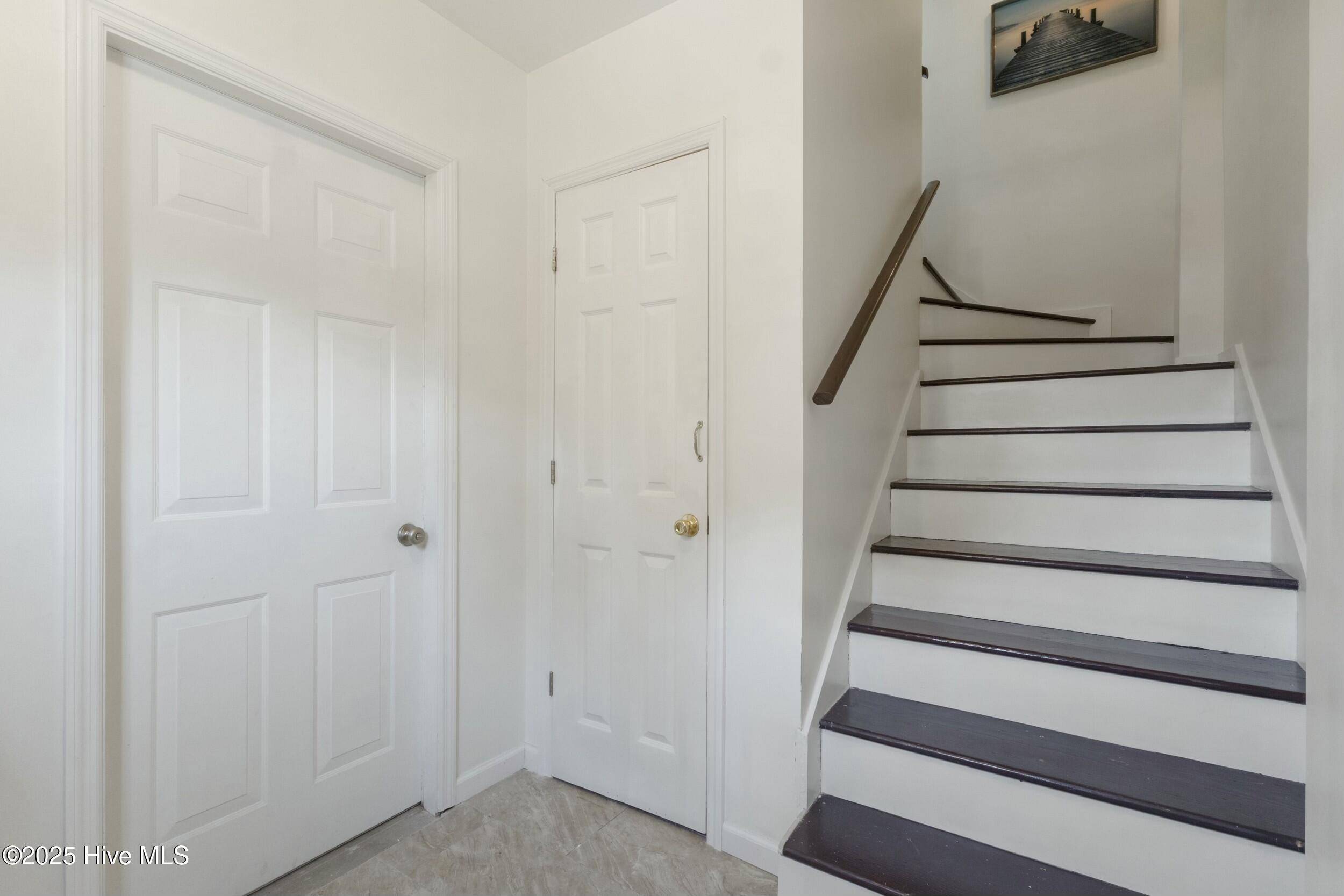 Carolina Beach, NC 28428,304 Columbia AVE #Unit B