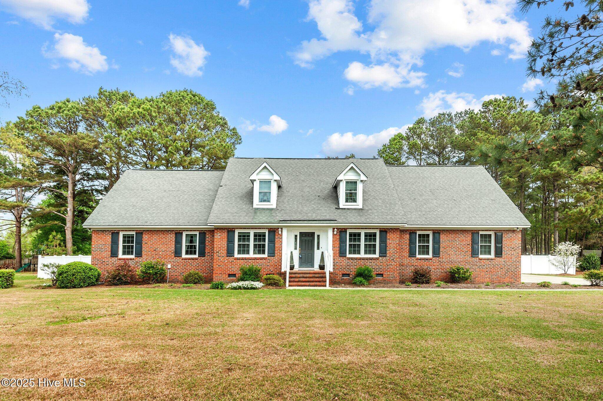 Winterville, NC 28590,107 Squire DR