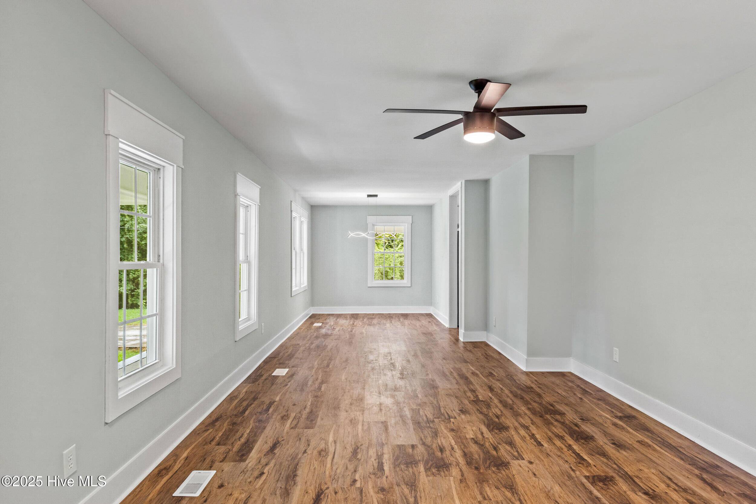 Rose Hill, NC 27458,334 W South ST