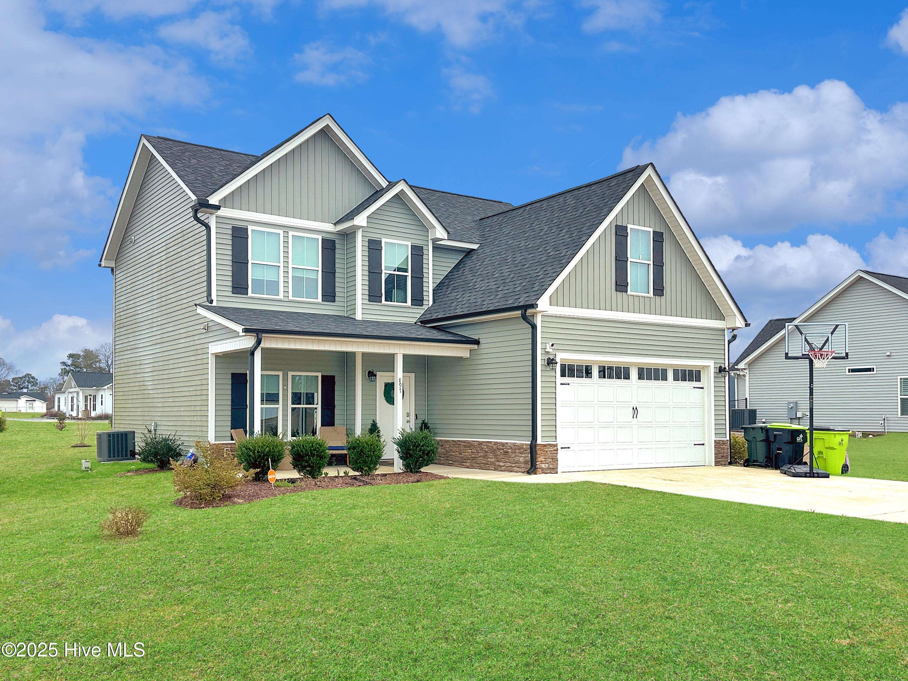 Benson, NC 27504,897 W Main ST