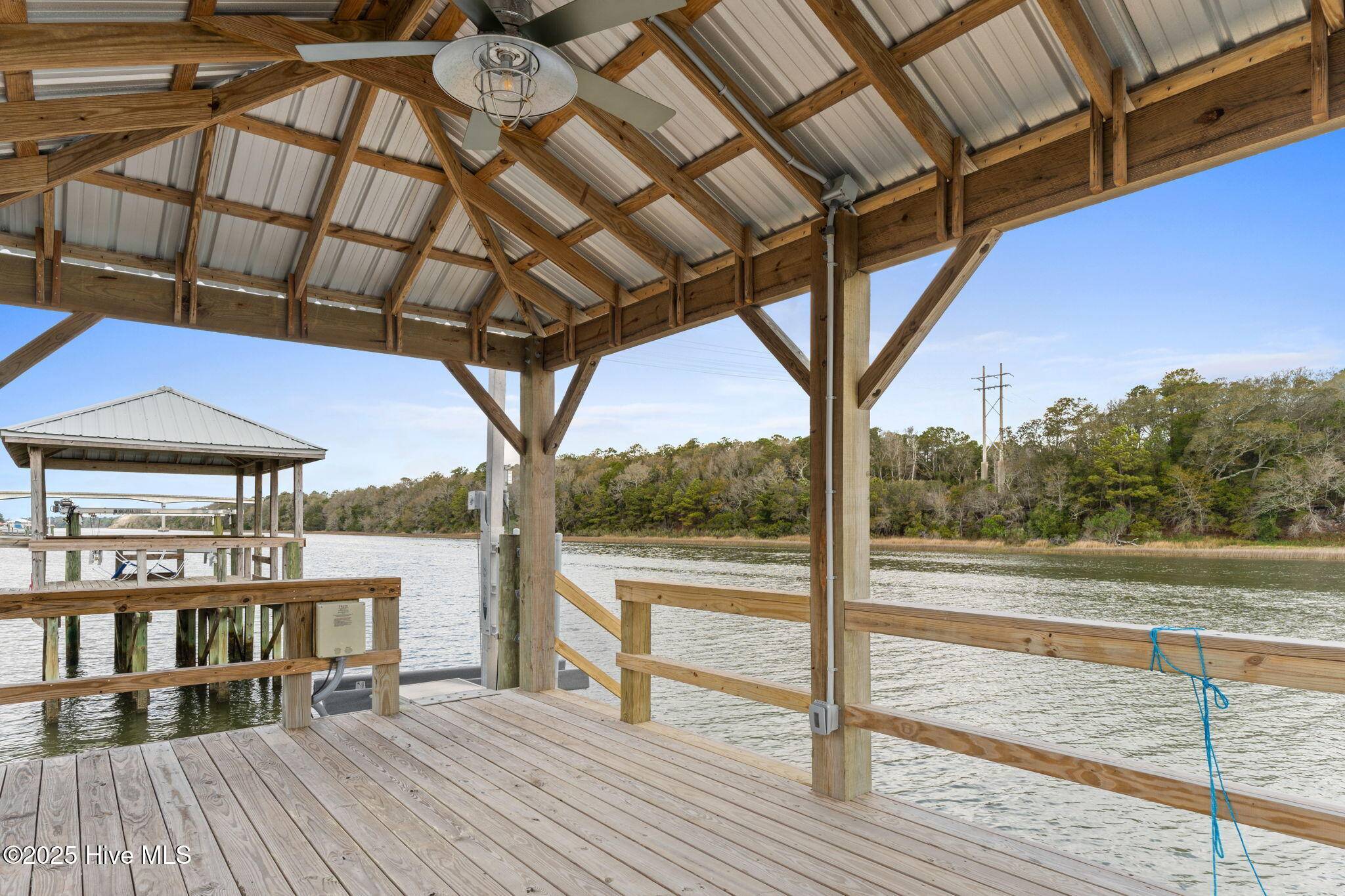 Oak Island, NC 28465,604 E Yacht DR