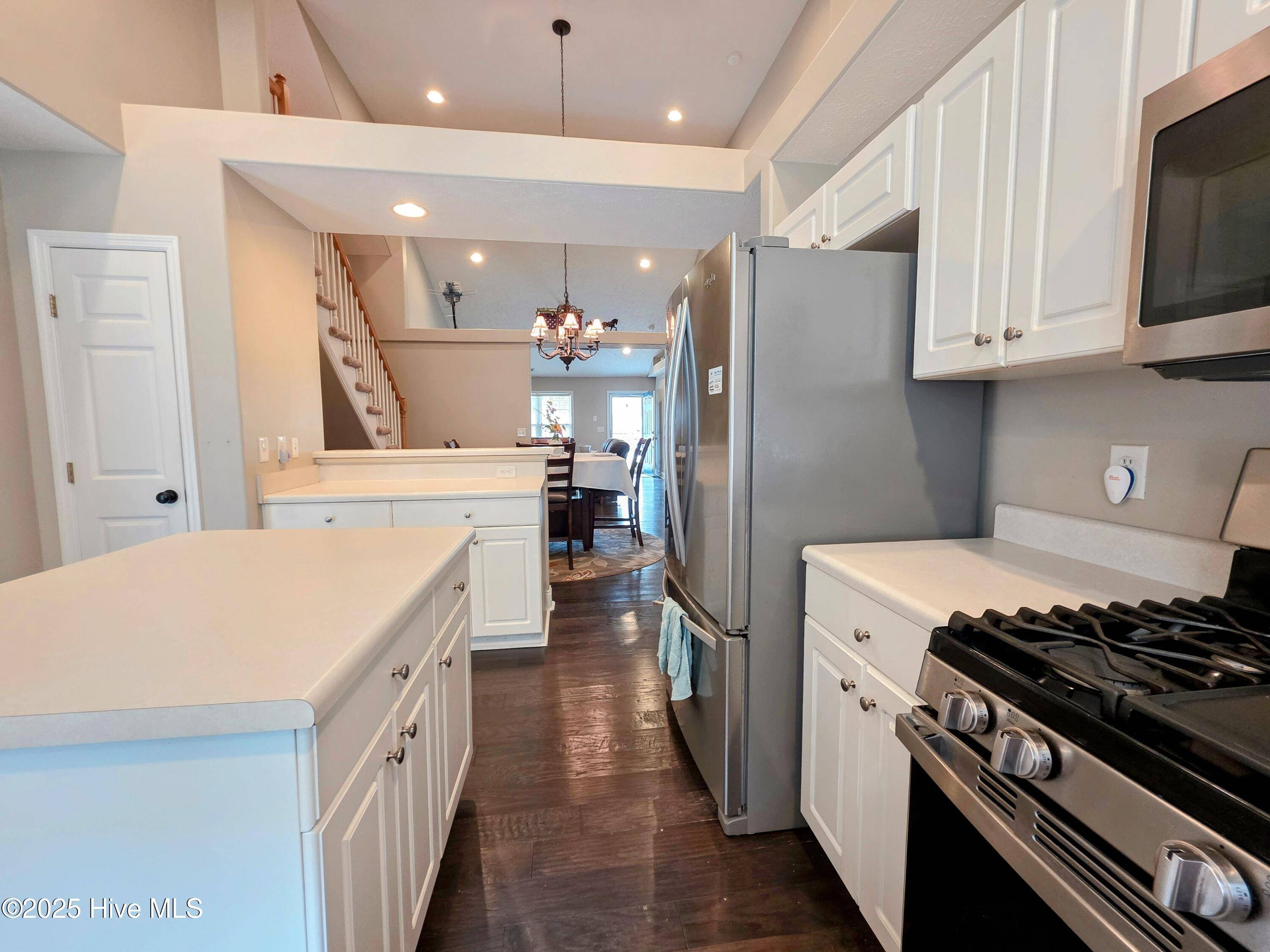New Bern, NC 28562,400 Neuchatel RD
