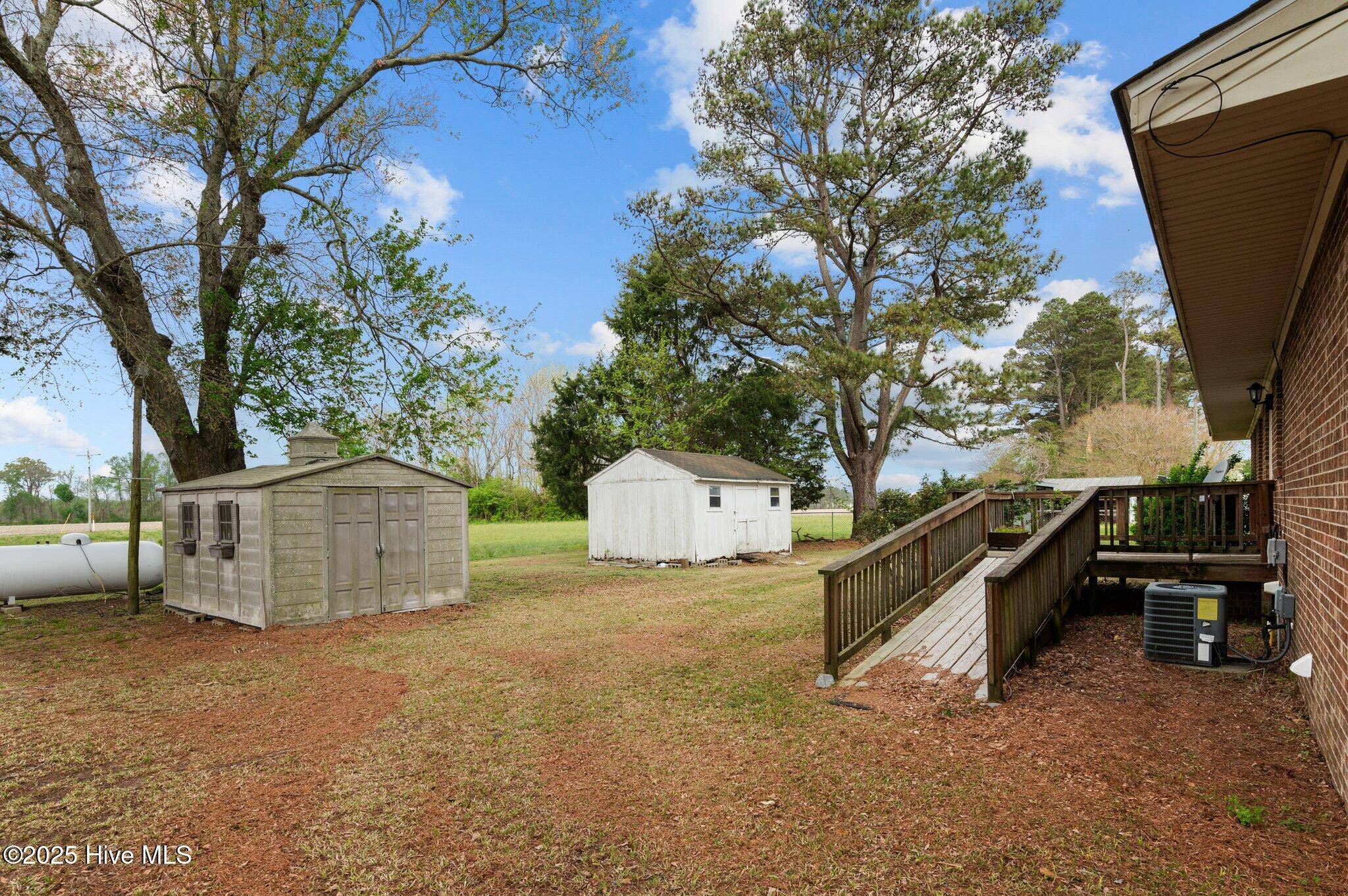 Pinetops, NC 27864,2042 Pinetops-Crisp RD