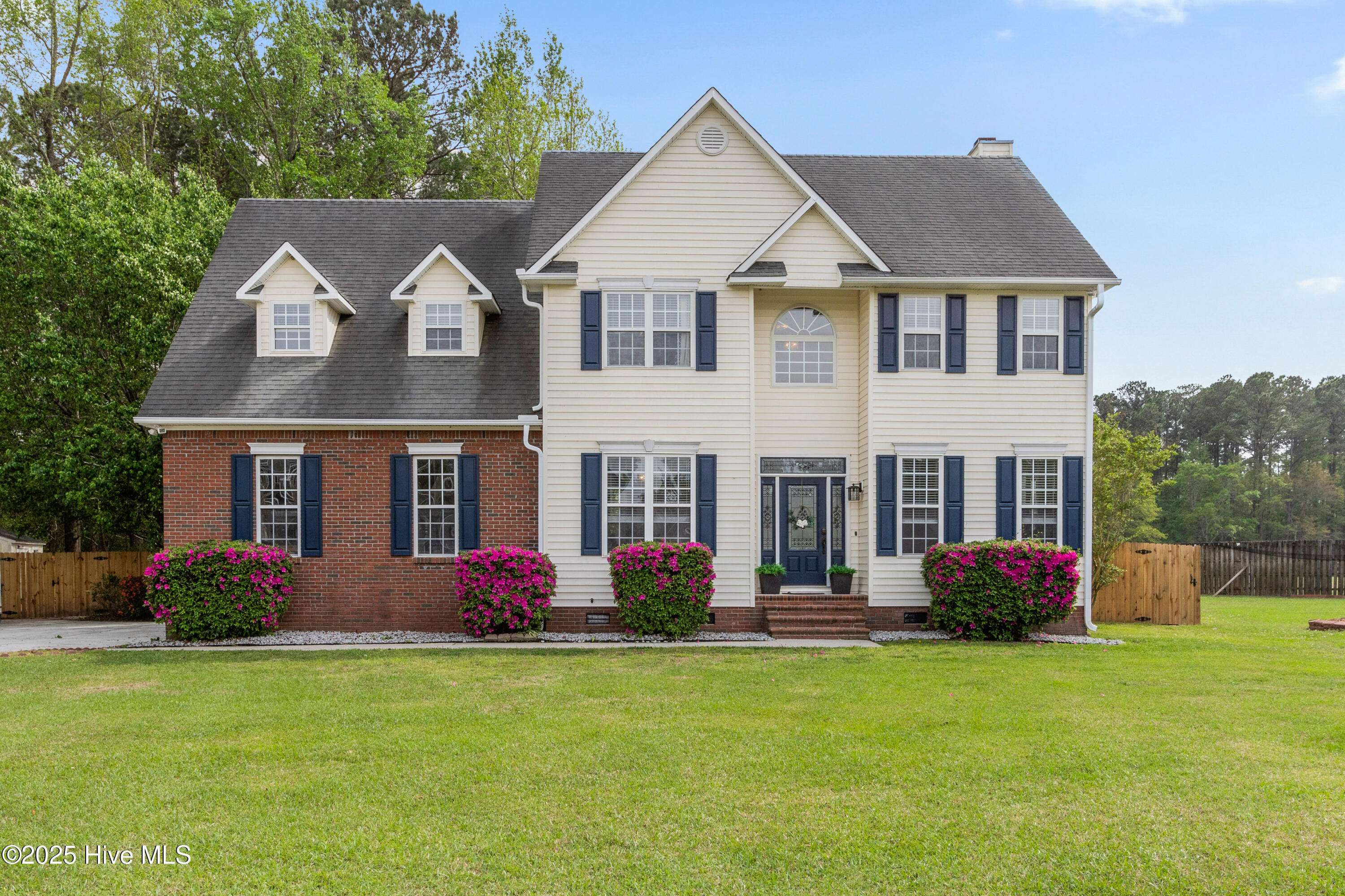 Jacksonville, NC 28540,100 Drayton Hall