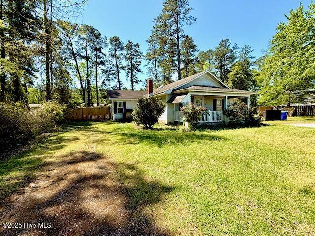 Lake Waccamaw, NC 28450,205 Church ST