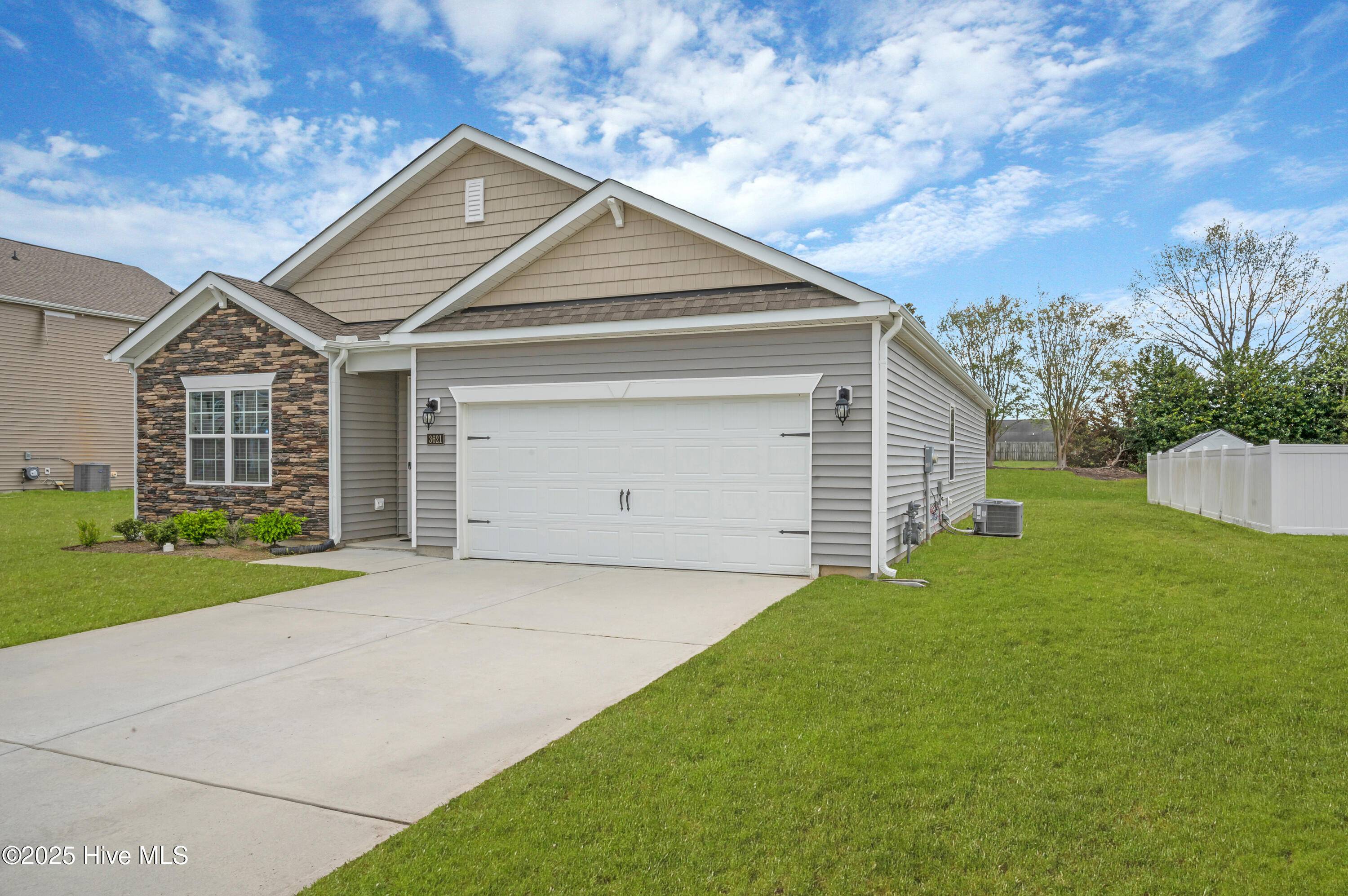 Greenville, NC 27834,3621 Corinth DR