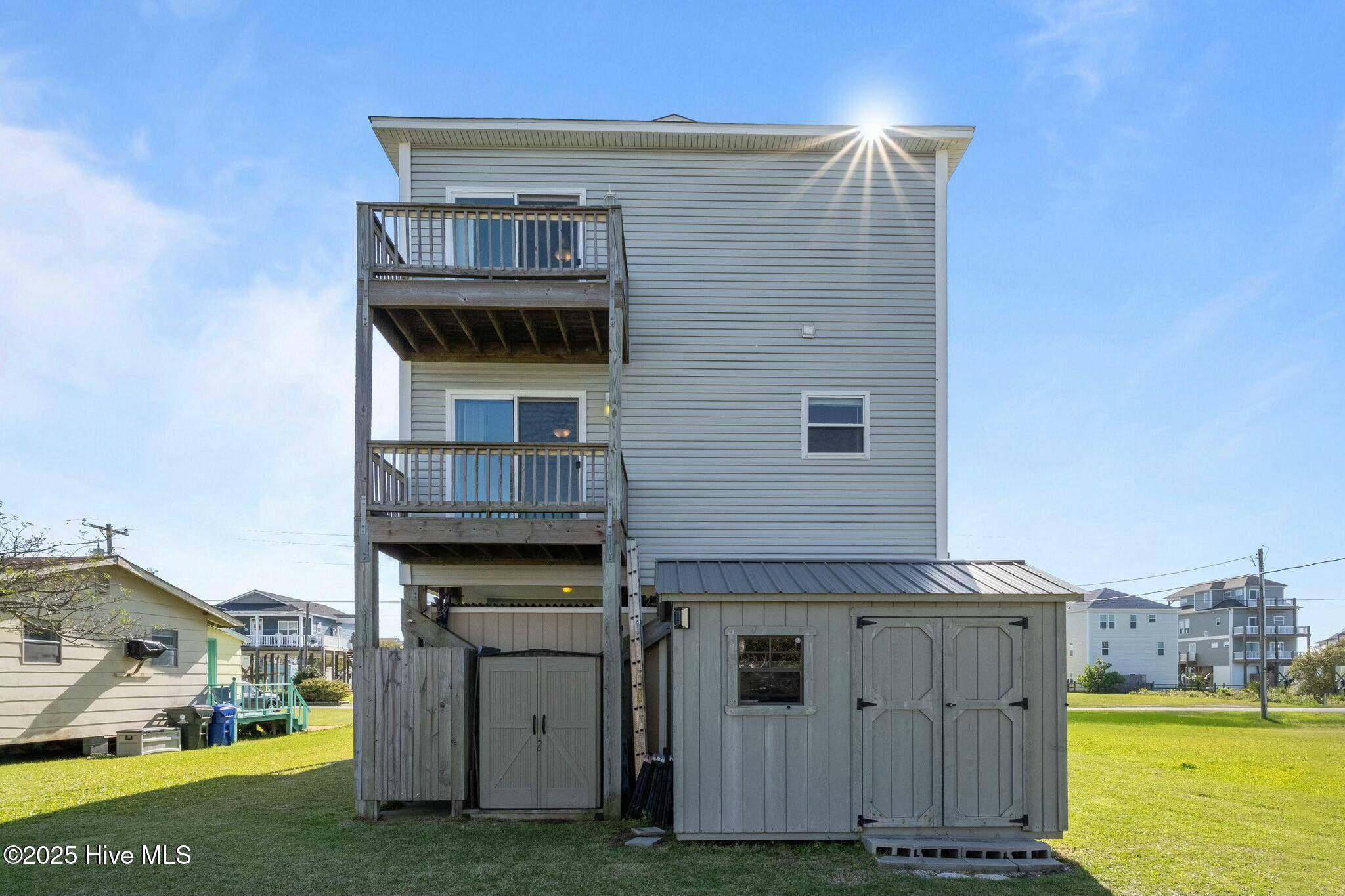 Surf City, NC 28445,8014 8th ST