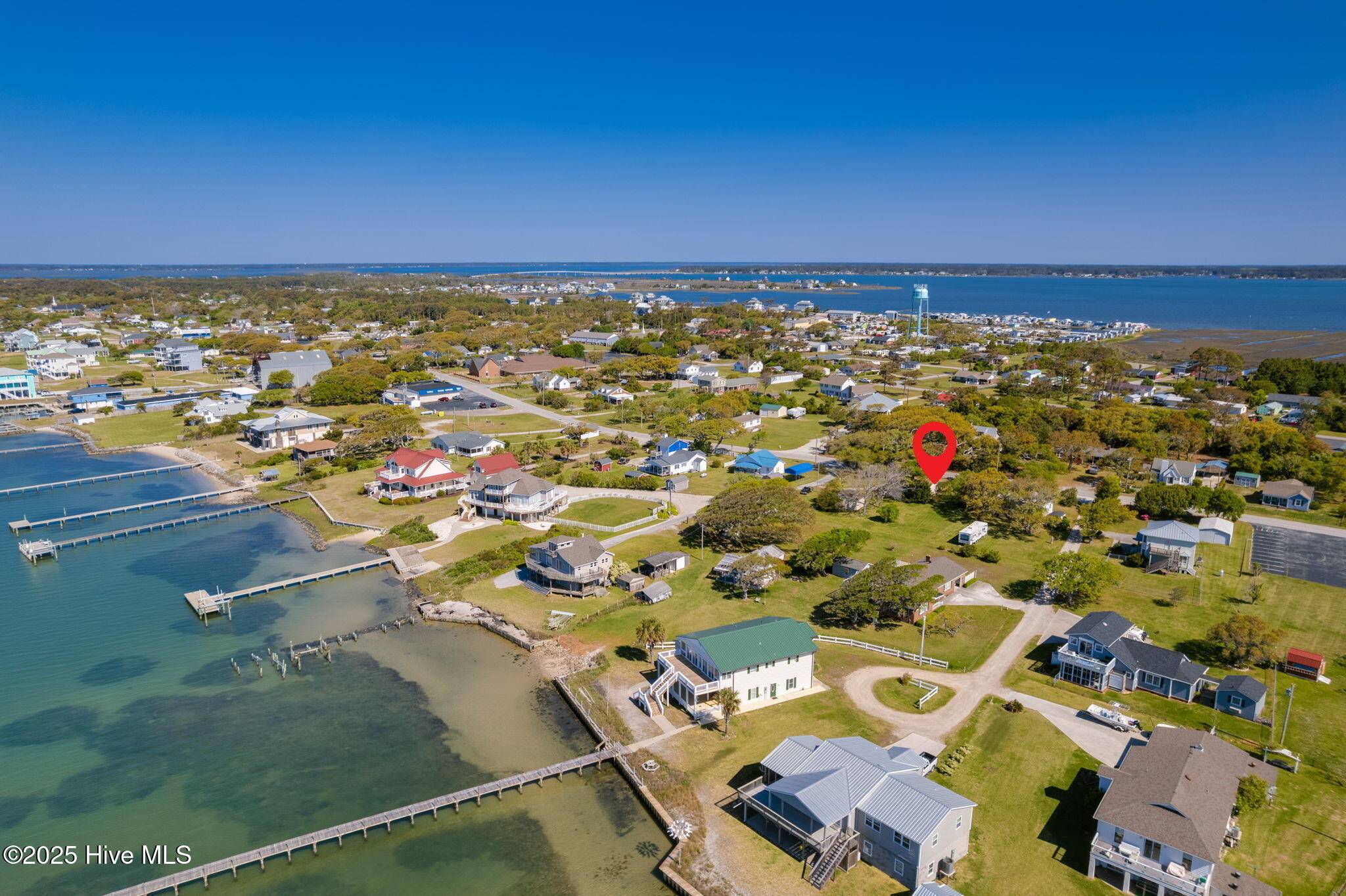 Harkers Island, NC 28531,1072 Island RD