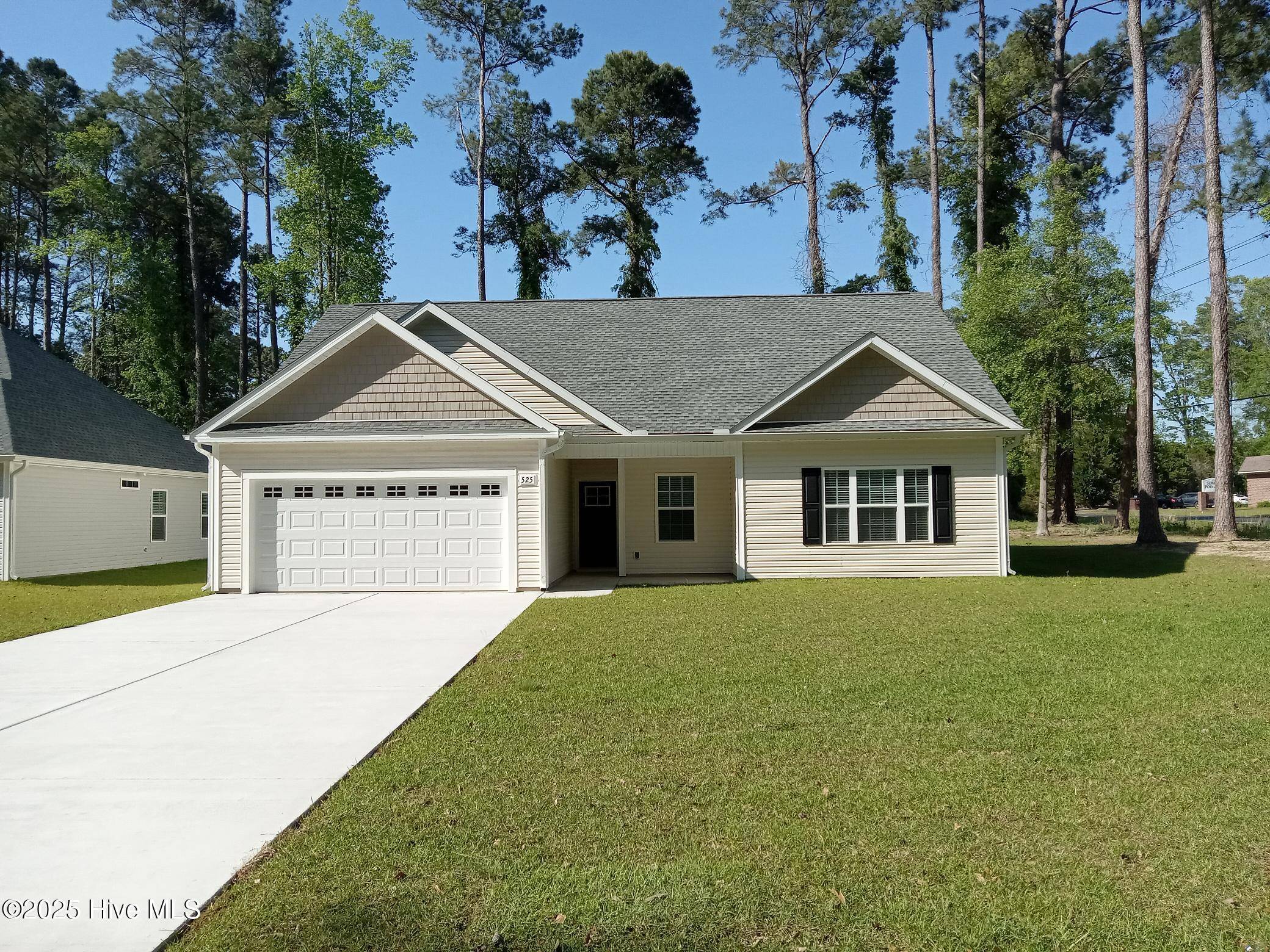 Whiteville, NC 28472,525 Vineland DR