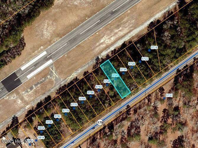 Shallotte, NC 28470,5740 Beach DR SW