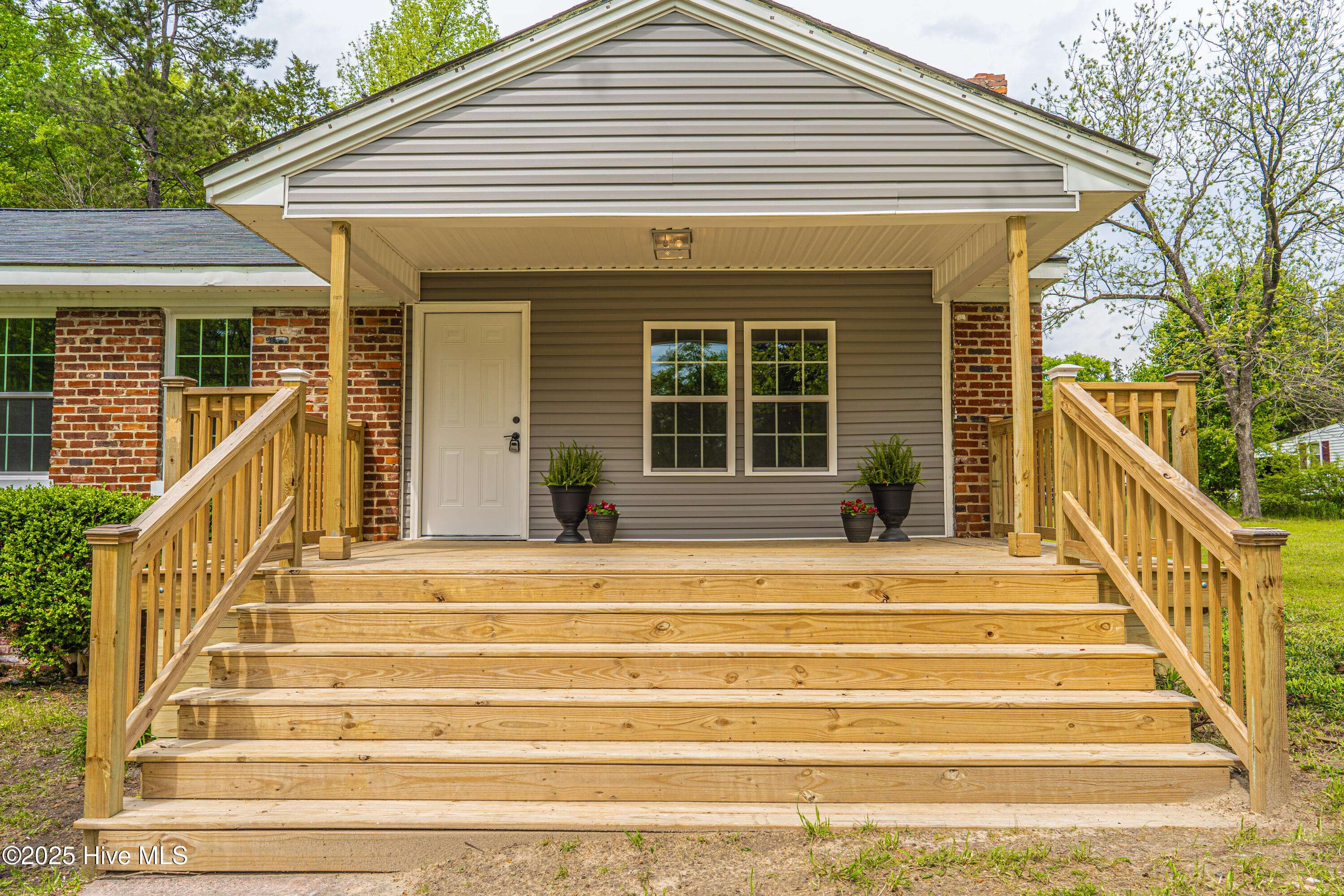 Rockingham, NC 28379,119 Camelot DR