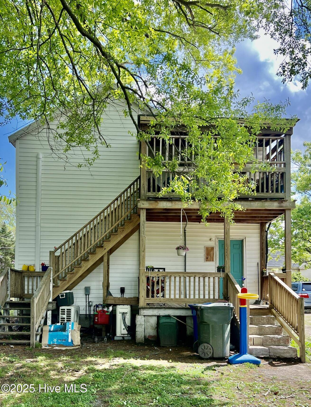 Wilson, NC 27893,320 Daniel ST W