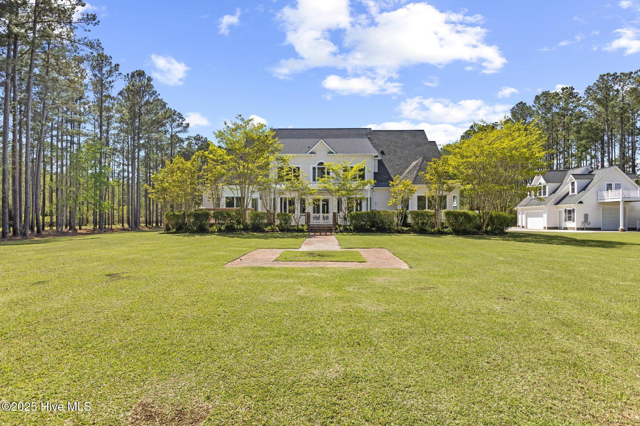 Stella, NC 28582,470 Belgrade Swansboro RD