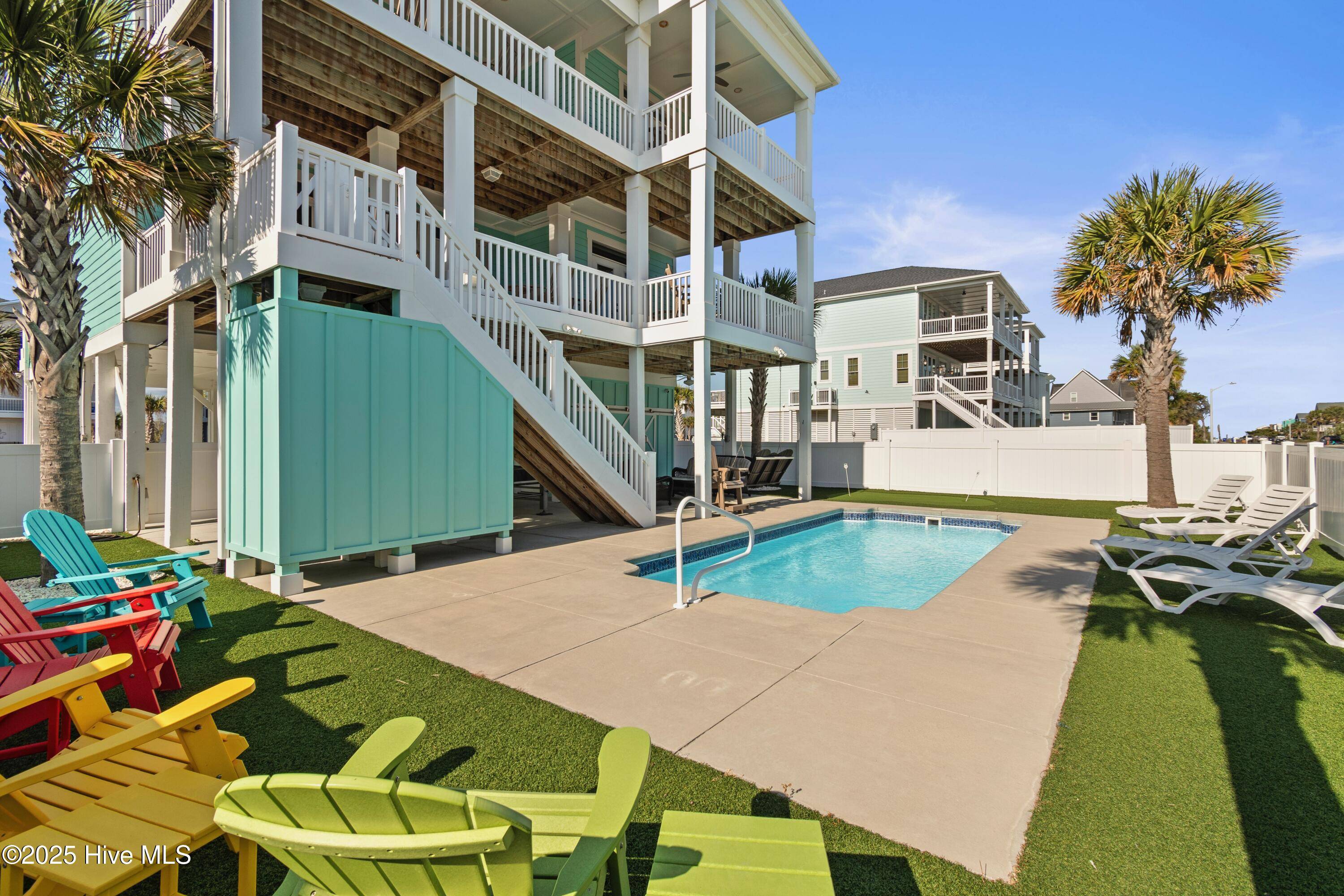 Ocean Isle Beach, NC 28469,352 E Fourth ST