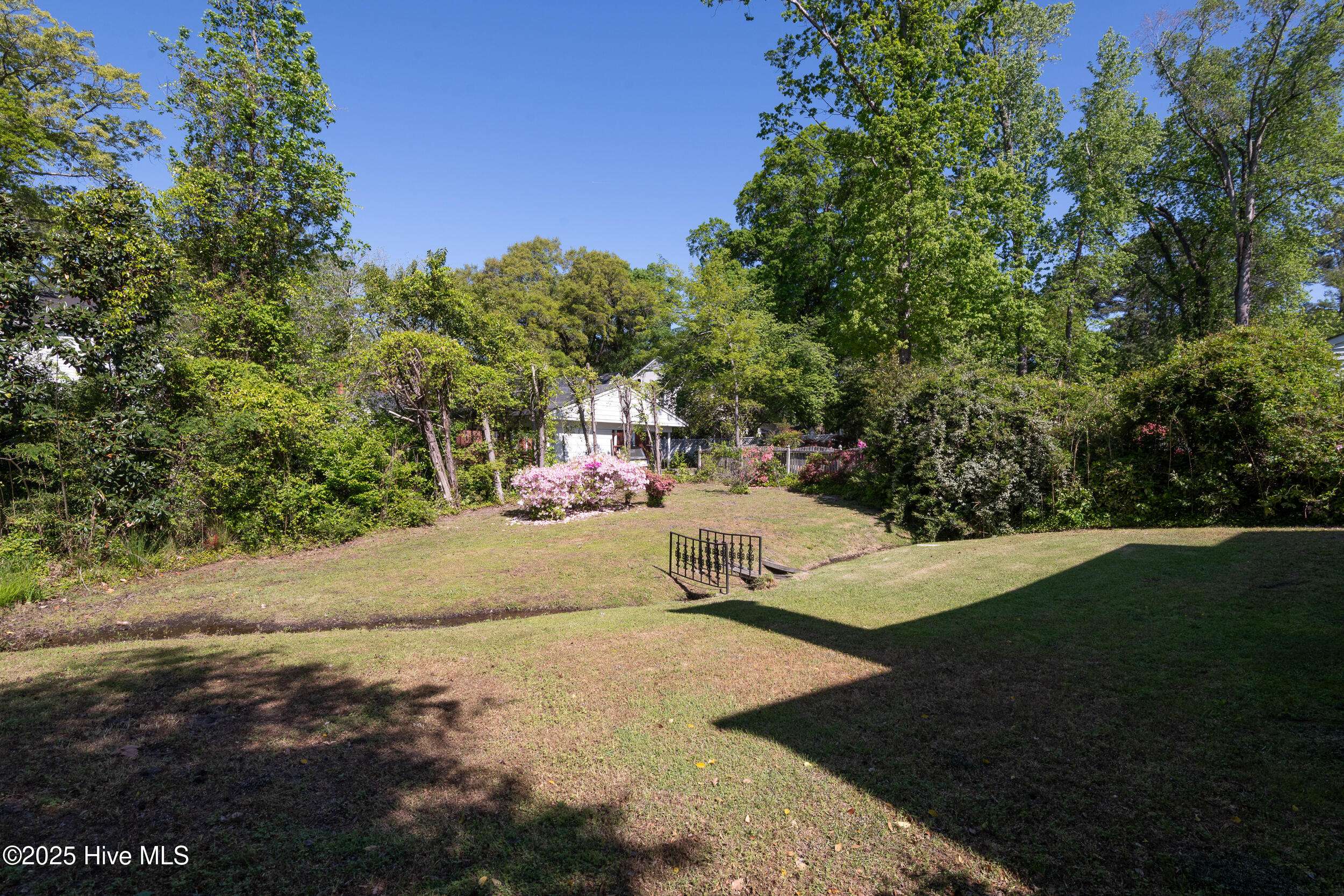 Greenville, NC 27858,608 S Oak ST