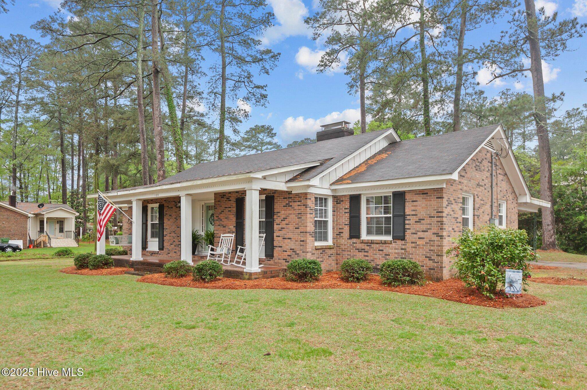 Pinetops, NC 27864,109 N Edgewood DR