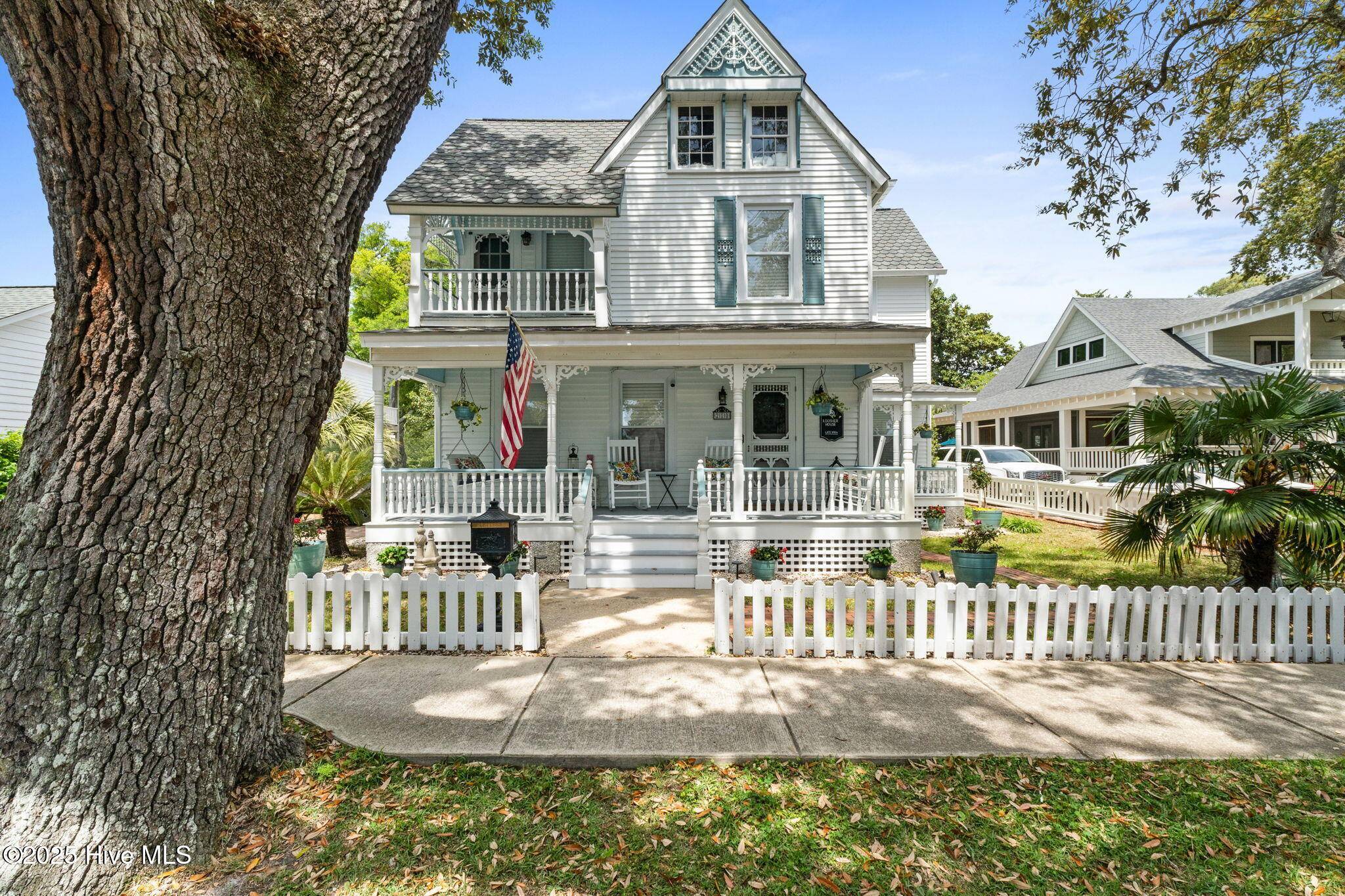 Southport, NC 28461,210 W West ST