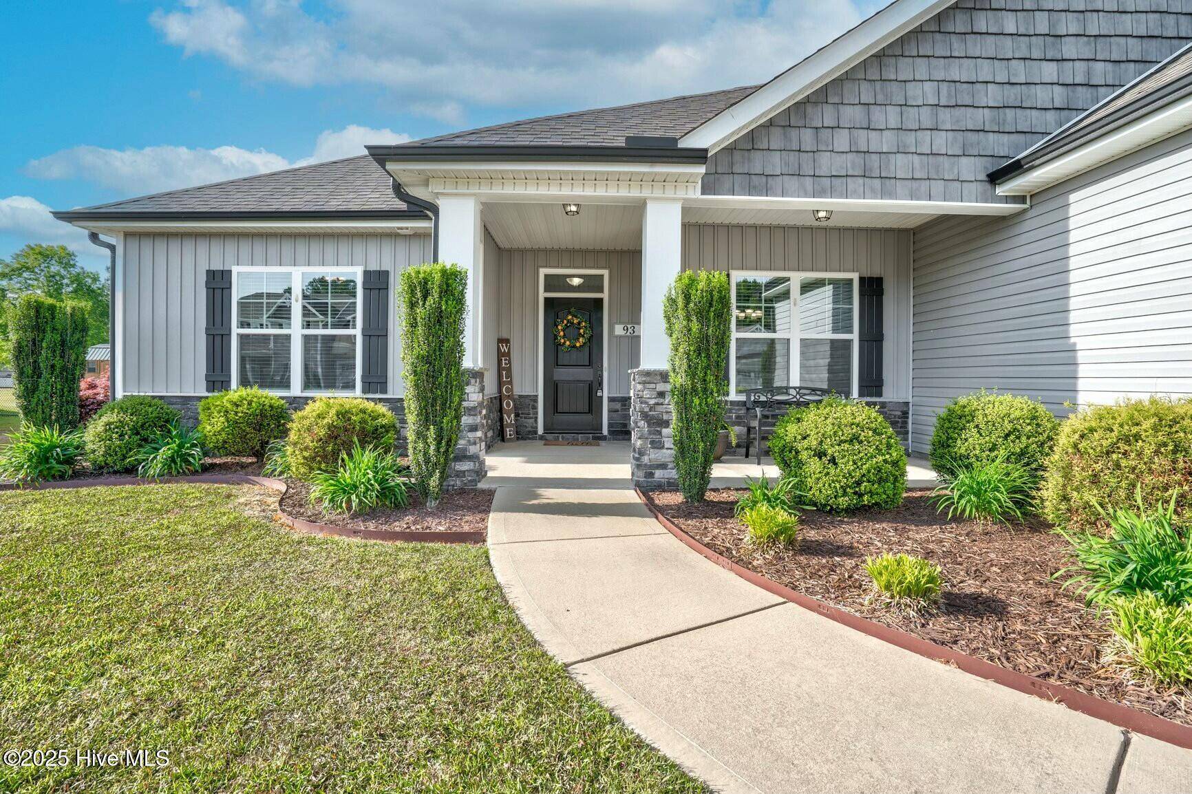 Kenly, NC 27542,93 Fallingbrook DR