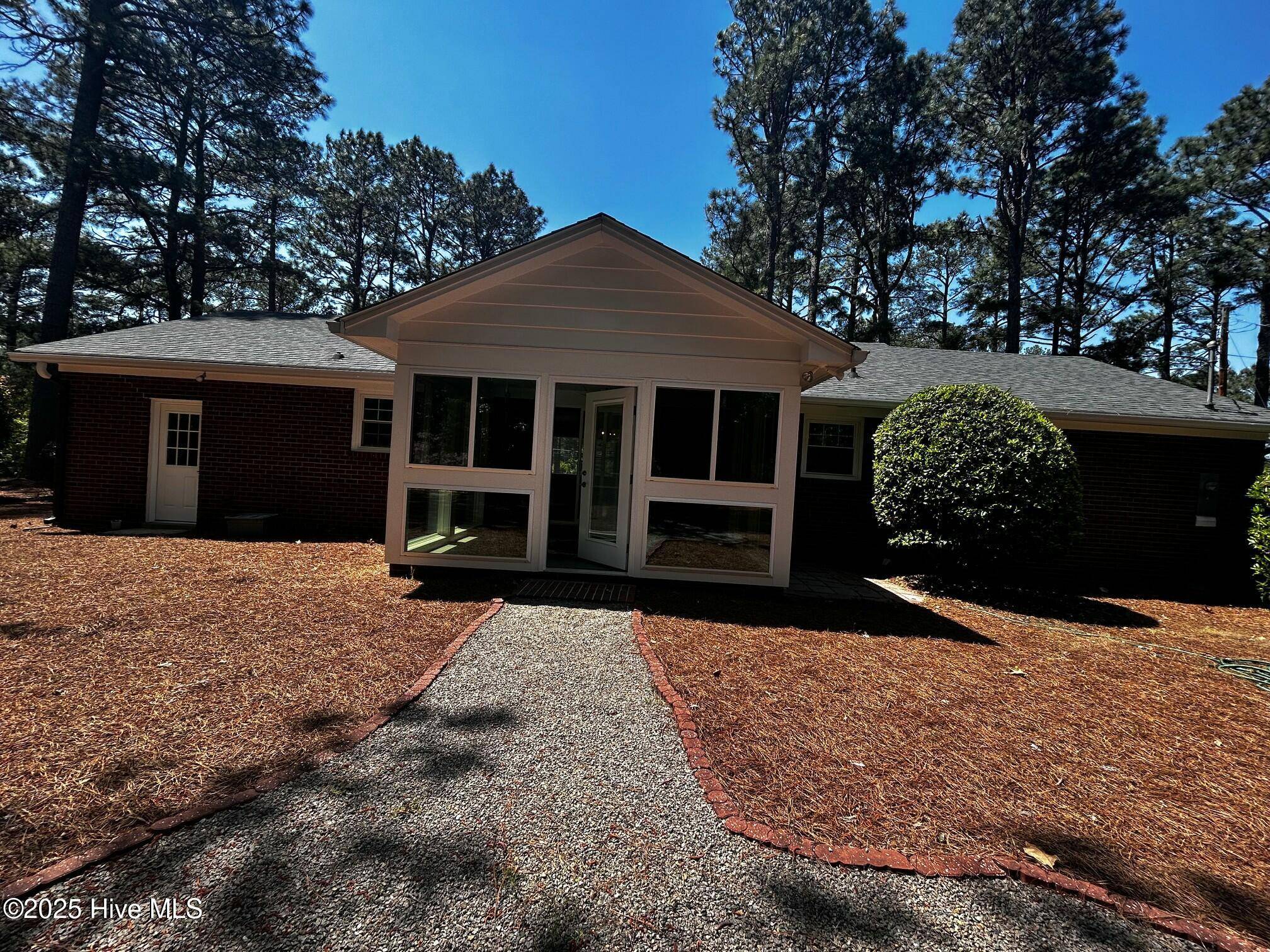 Whispering Pines, NC 28327,71 Pine Ridge DR