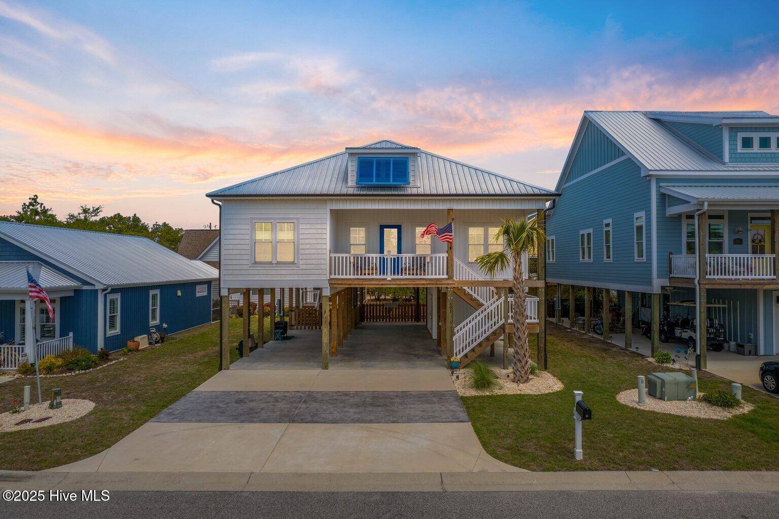 Carolina Beach, NC 28428,103 Island Palms DR