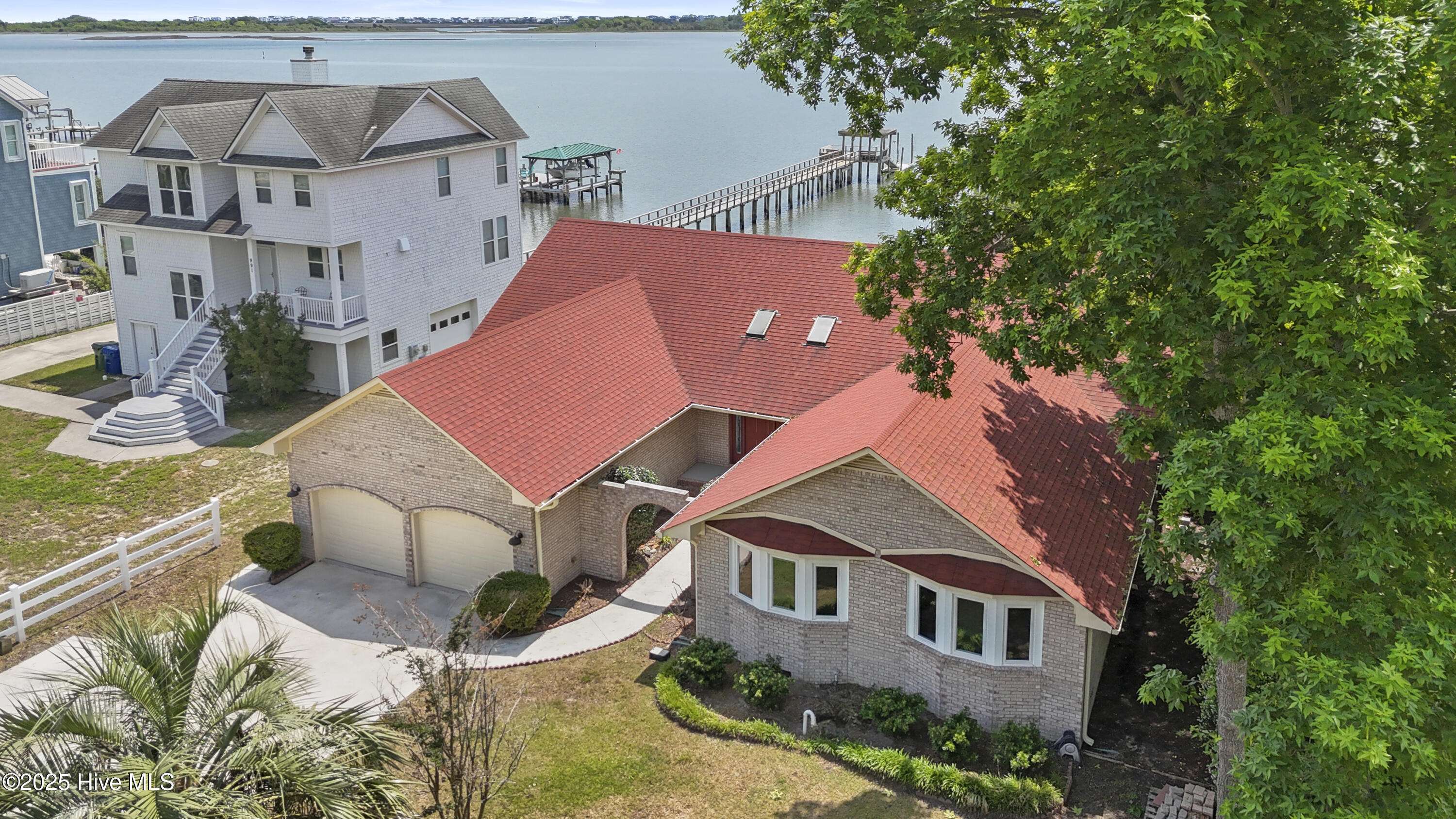 Sneads Ferry, NC 28460,995 Chadwick Shores DR