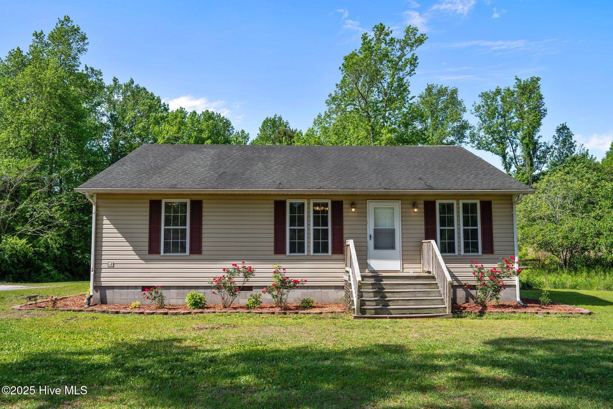 Richlands, NC 28574,897 Nine Mile RD