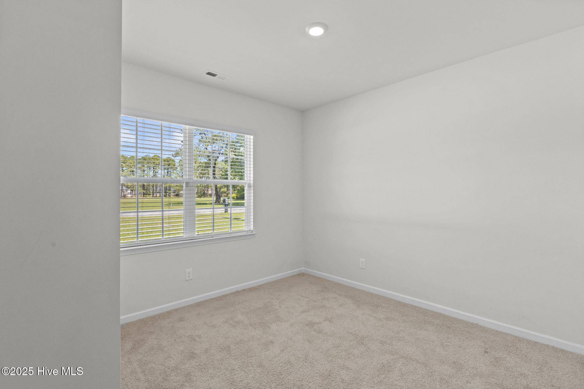 New Bern, NC 28560,5900 Santo Domingo CT