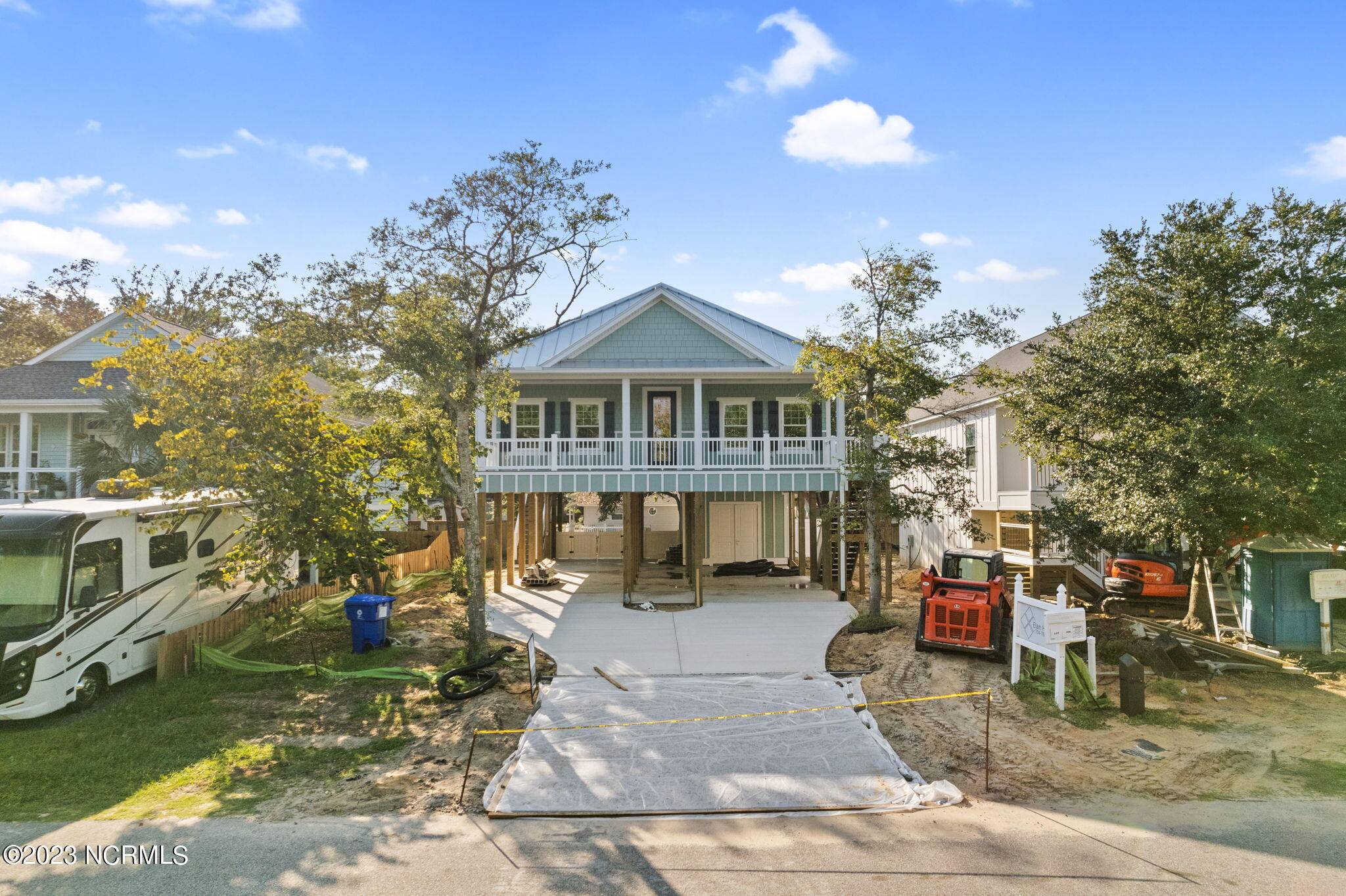 Oak Island, NC 28465,153 NE 33rd ST