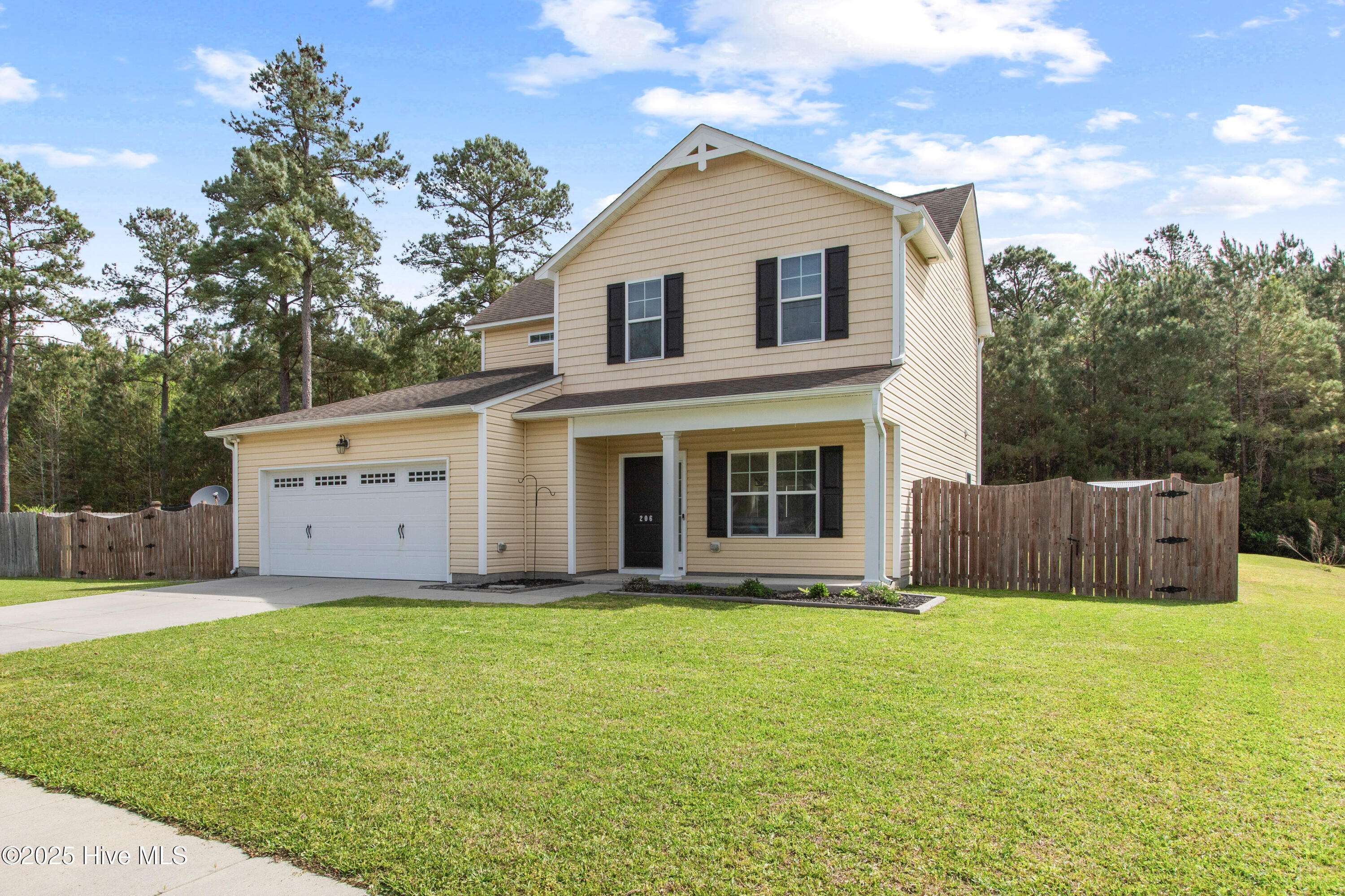 Jacksonville, NC 28540,206 Murifield DR