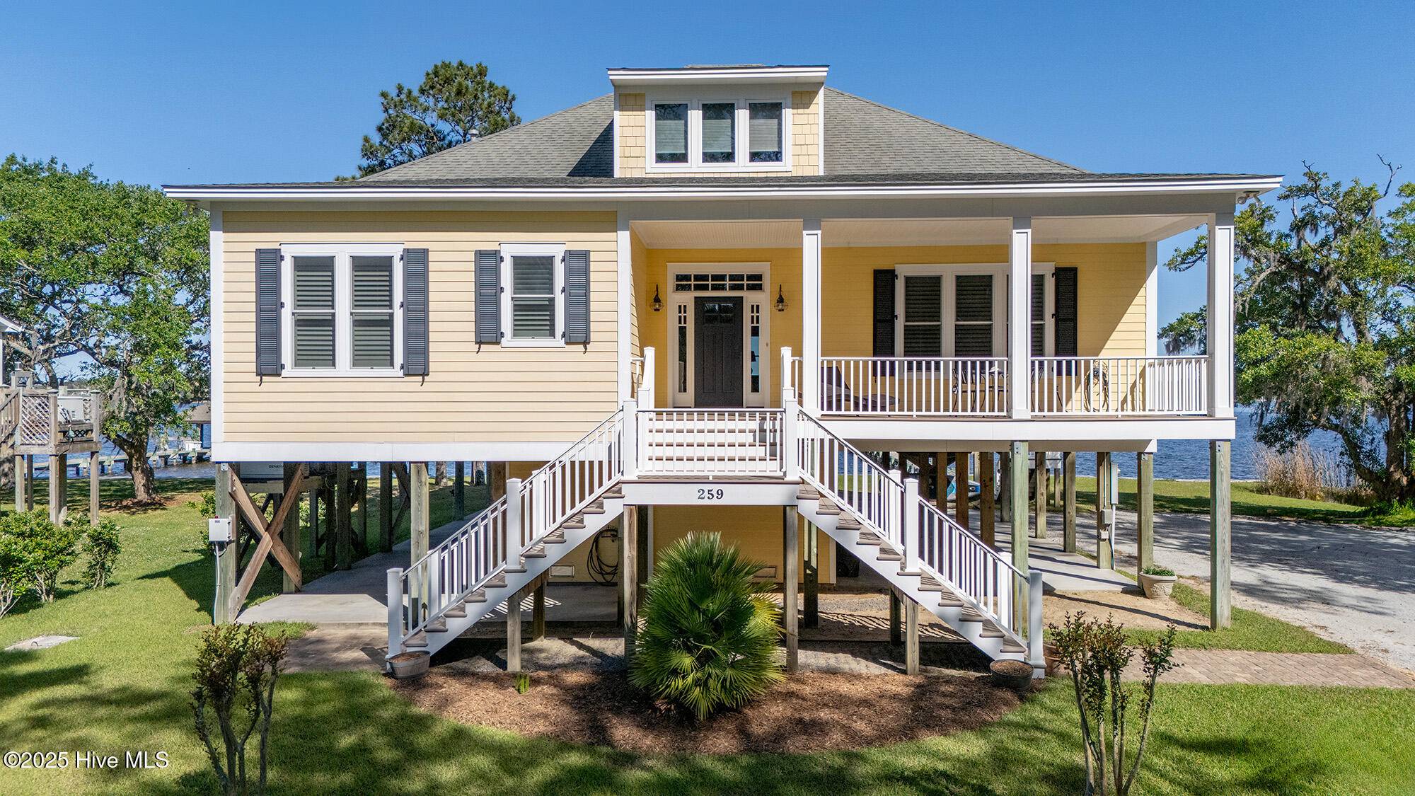 Beaufort, NC 28516,259 Creek RD
