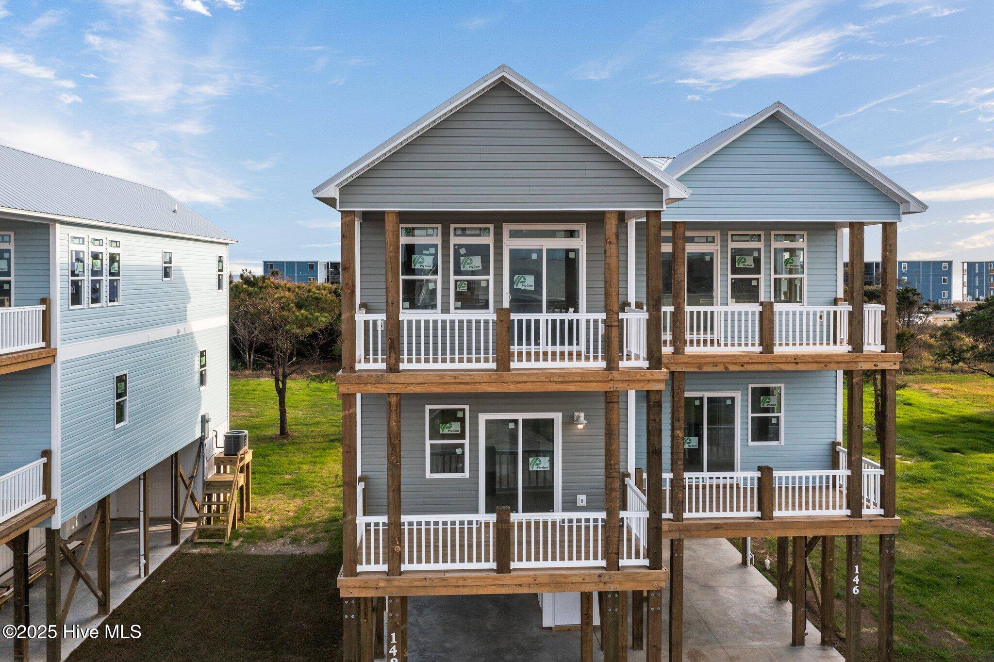 North Topsail Beach, NC 28460,146 Sea Gull LN