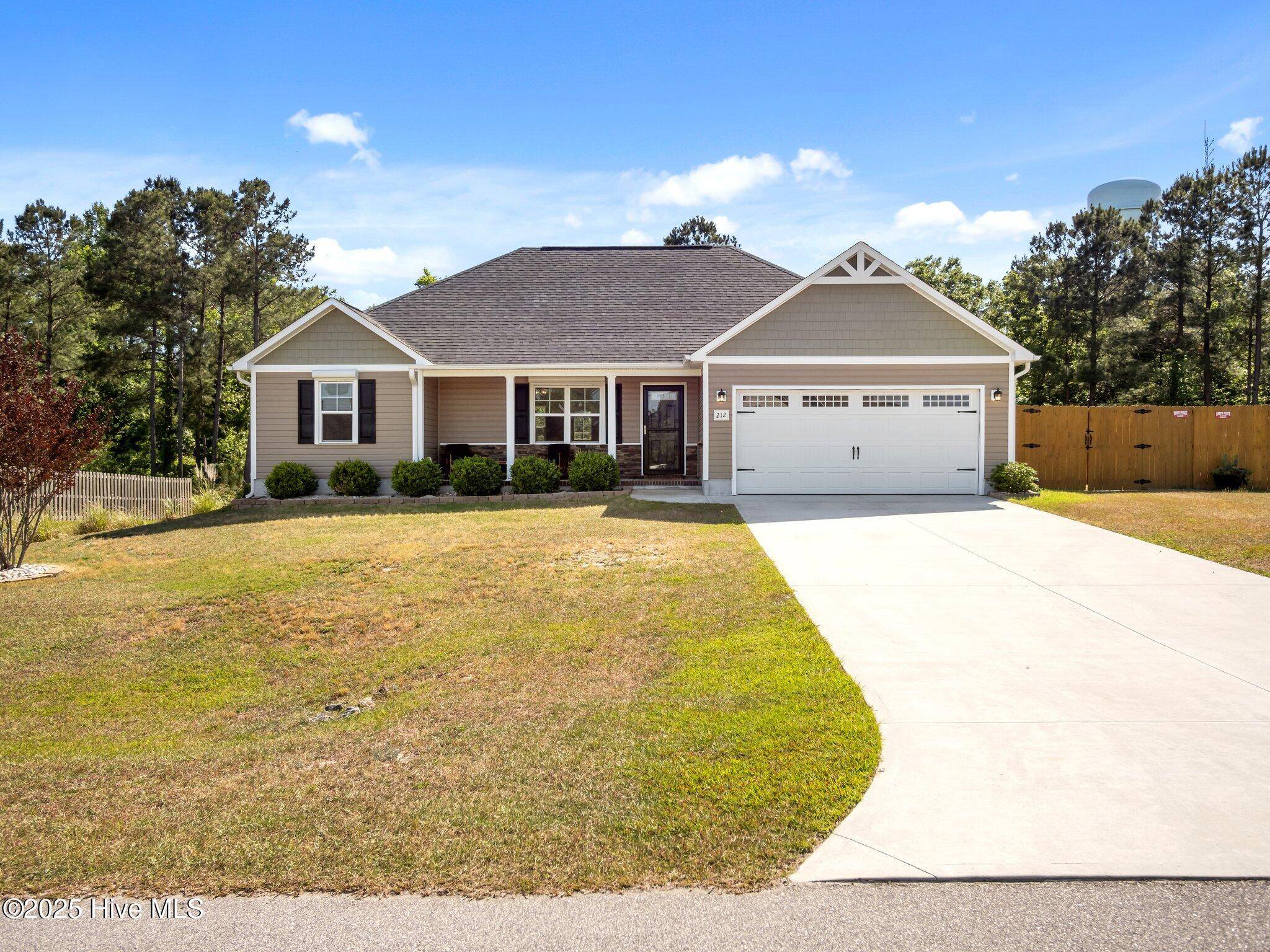 Hubert, NC 28539,212 Peaceful LN