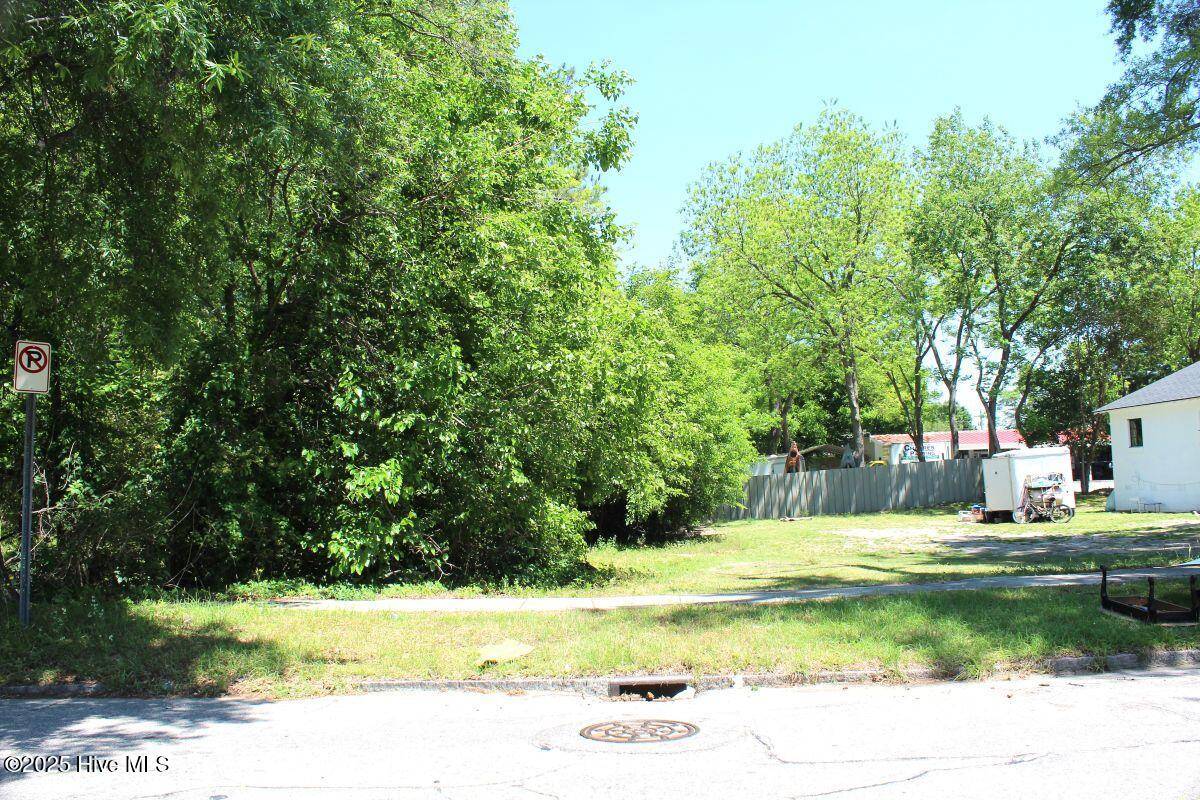 Wilson, NC 27893,204 Lee ST NE