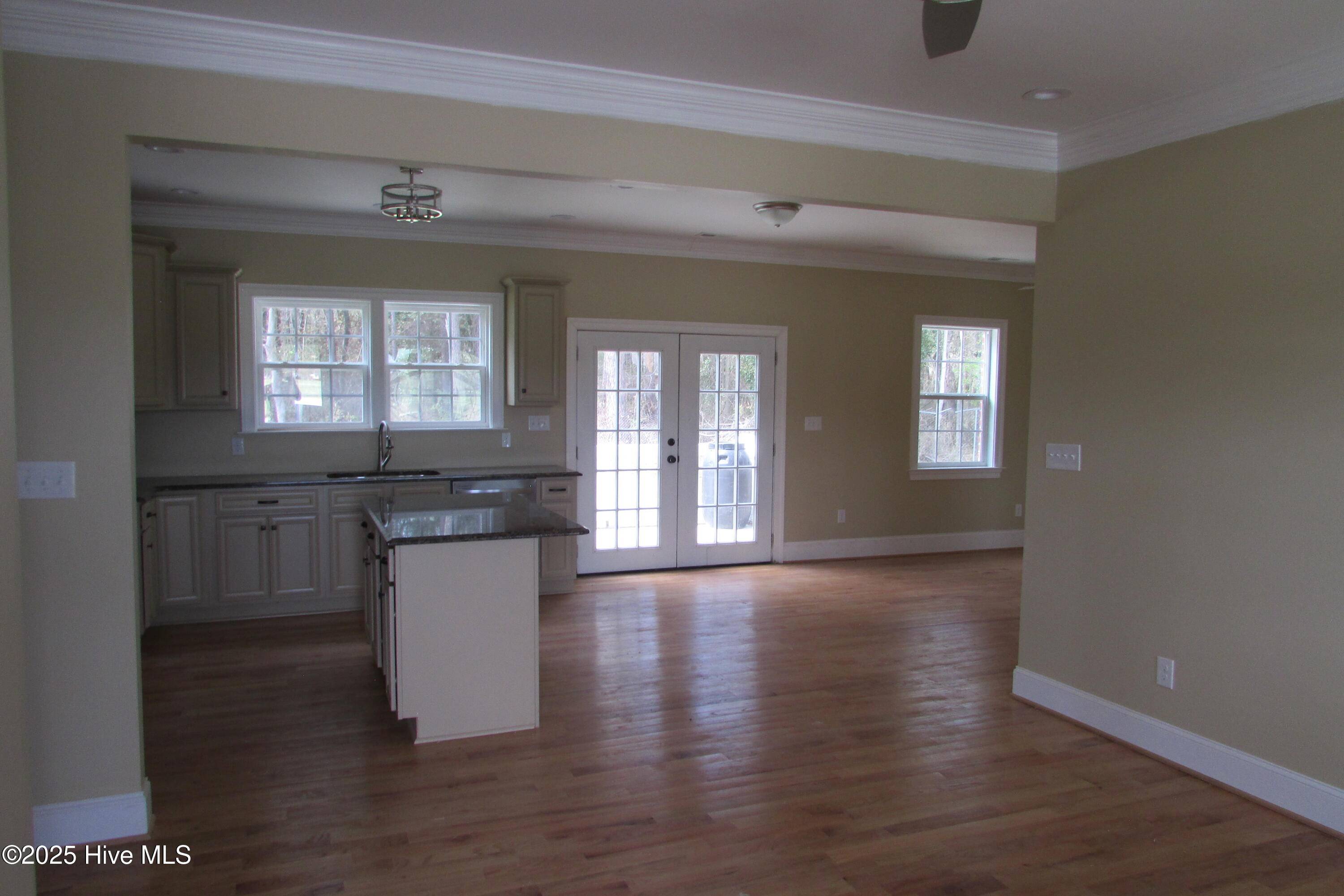 Clinton, NC 28328,1429 Isaac Weeks RD