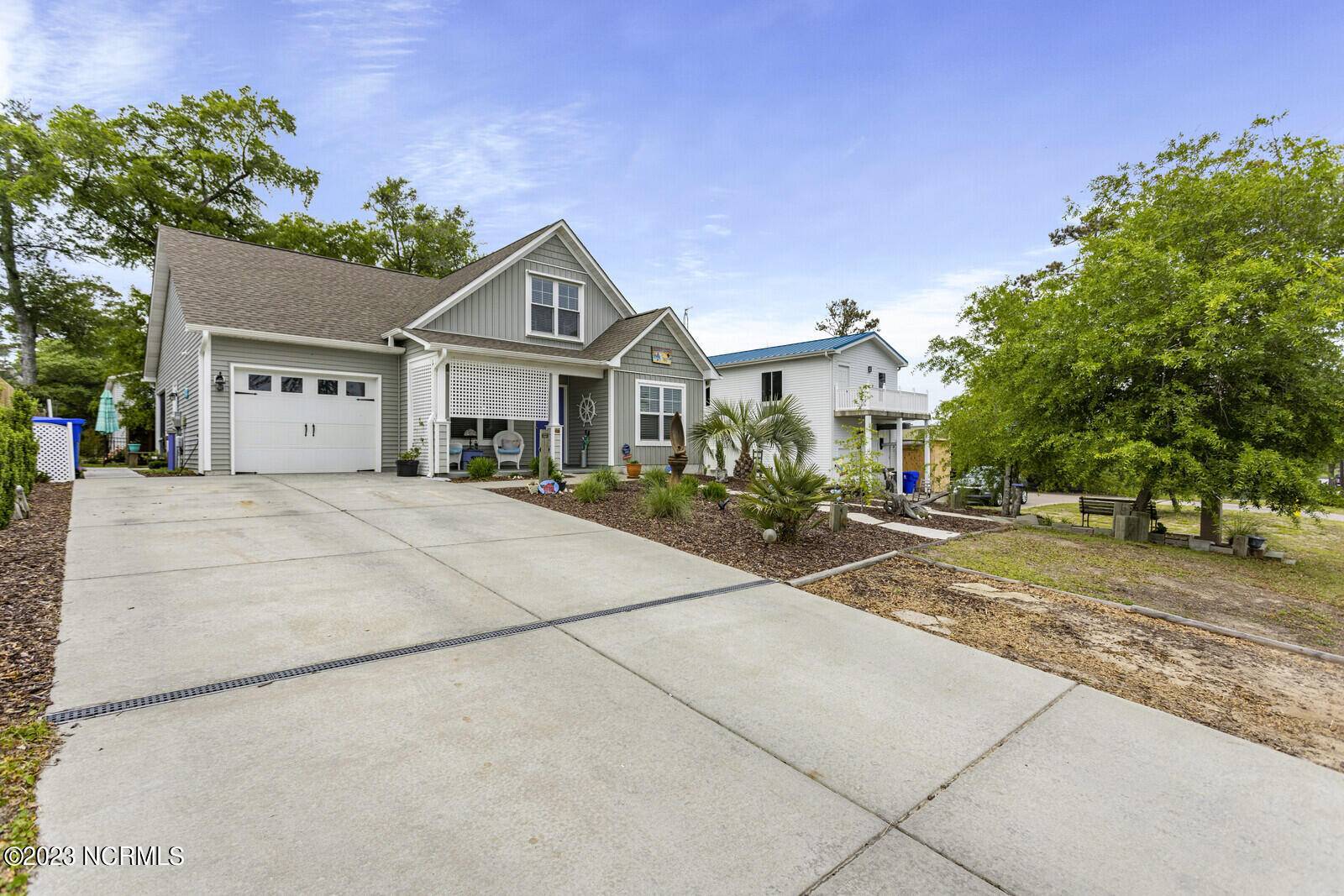 Oak Island, NC 28465,159 NE 19th ST