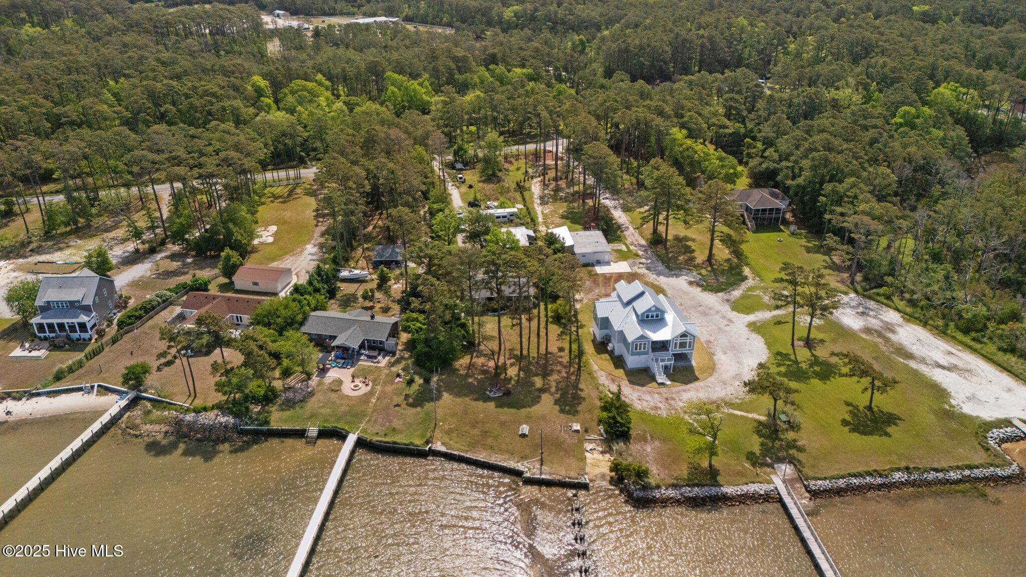 Beaufort, NC 28516,1034 Crow Hill RD
