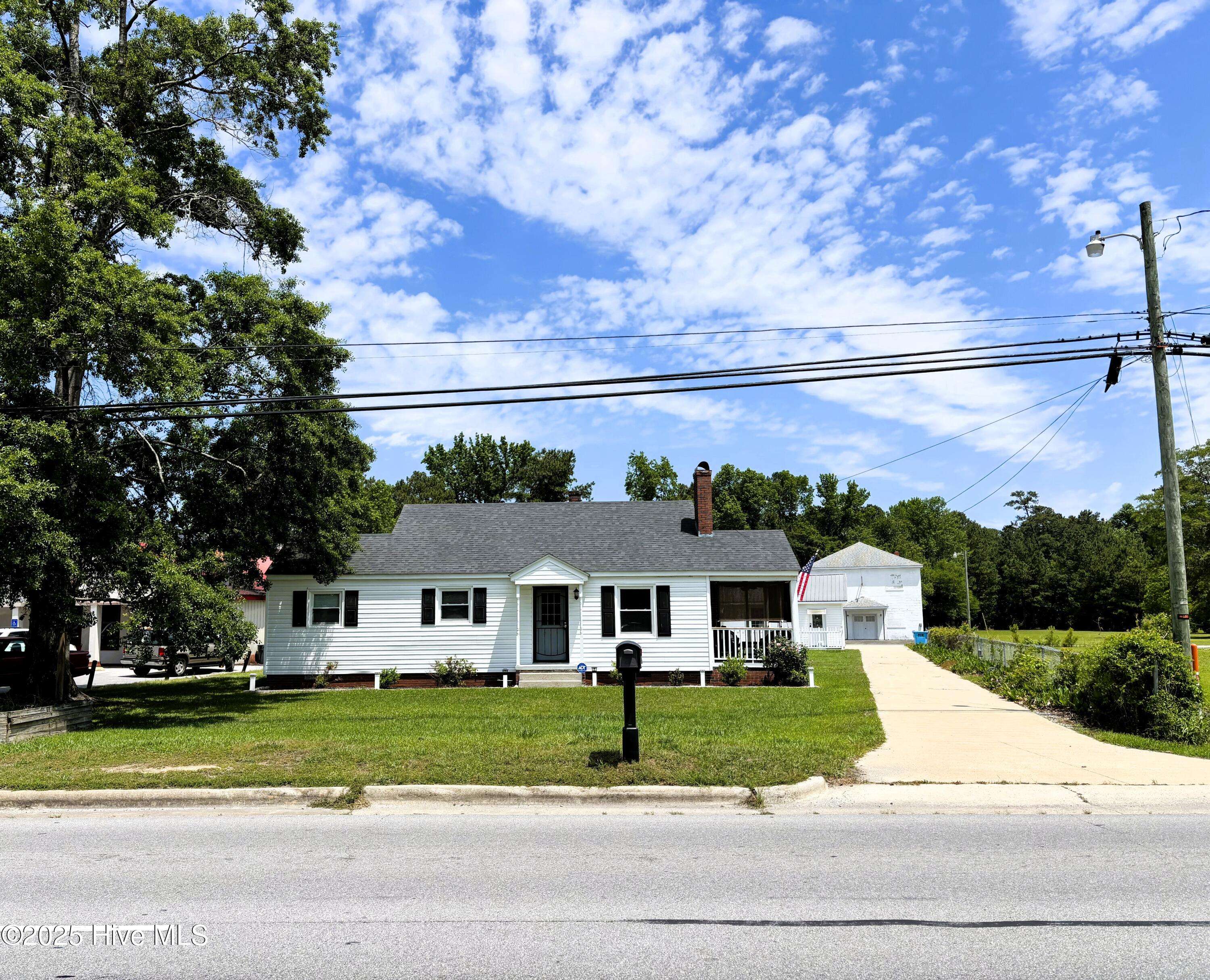 Richlands, NC 28574,160 Kinston HWY