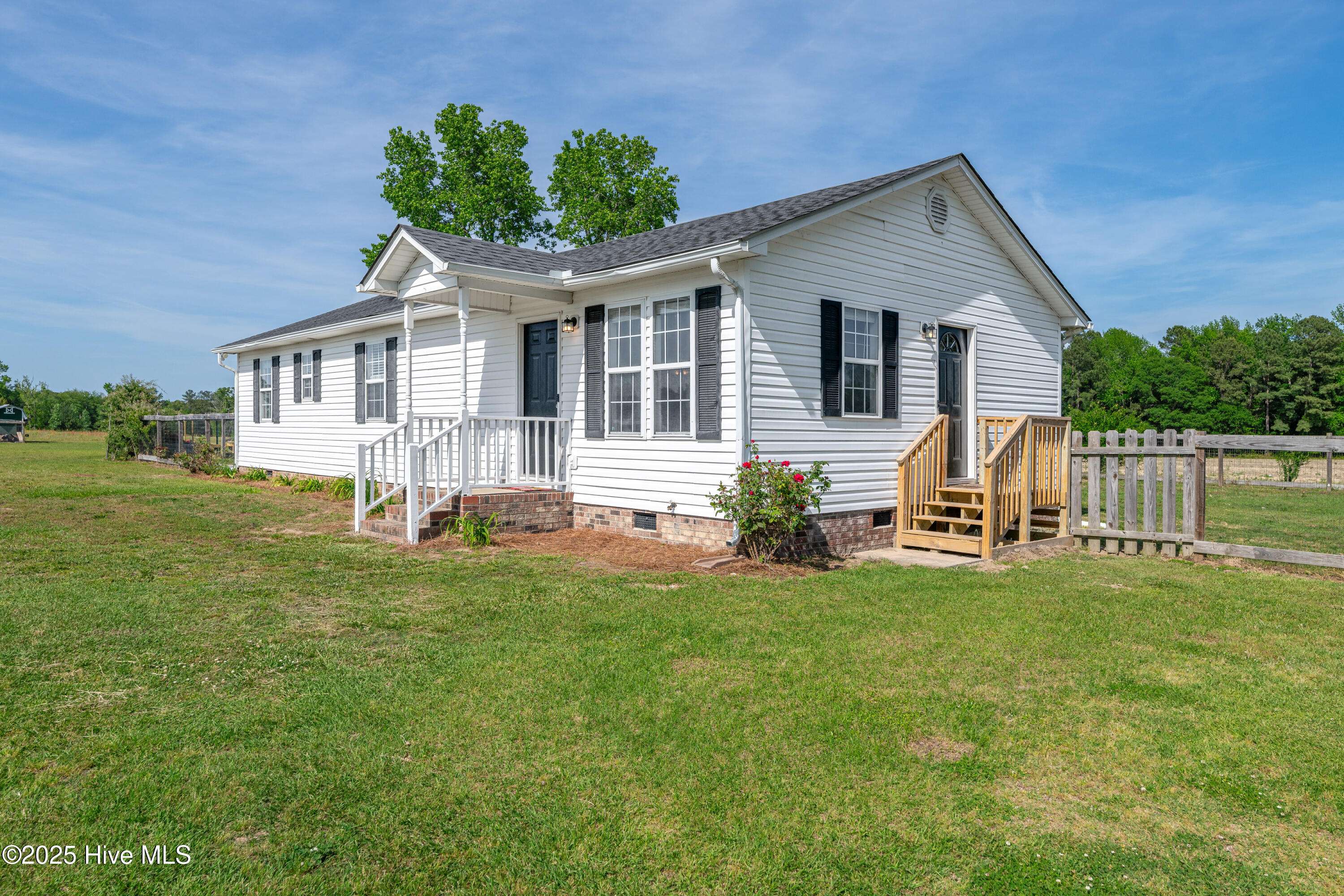Smithfield, NC 27577,640 Short Journey RD